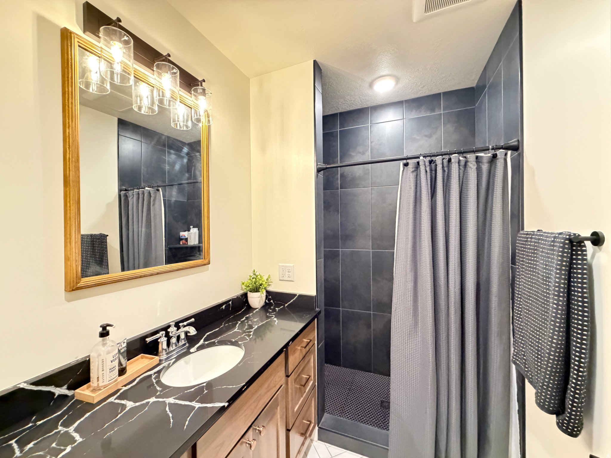 main property photo 68