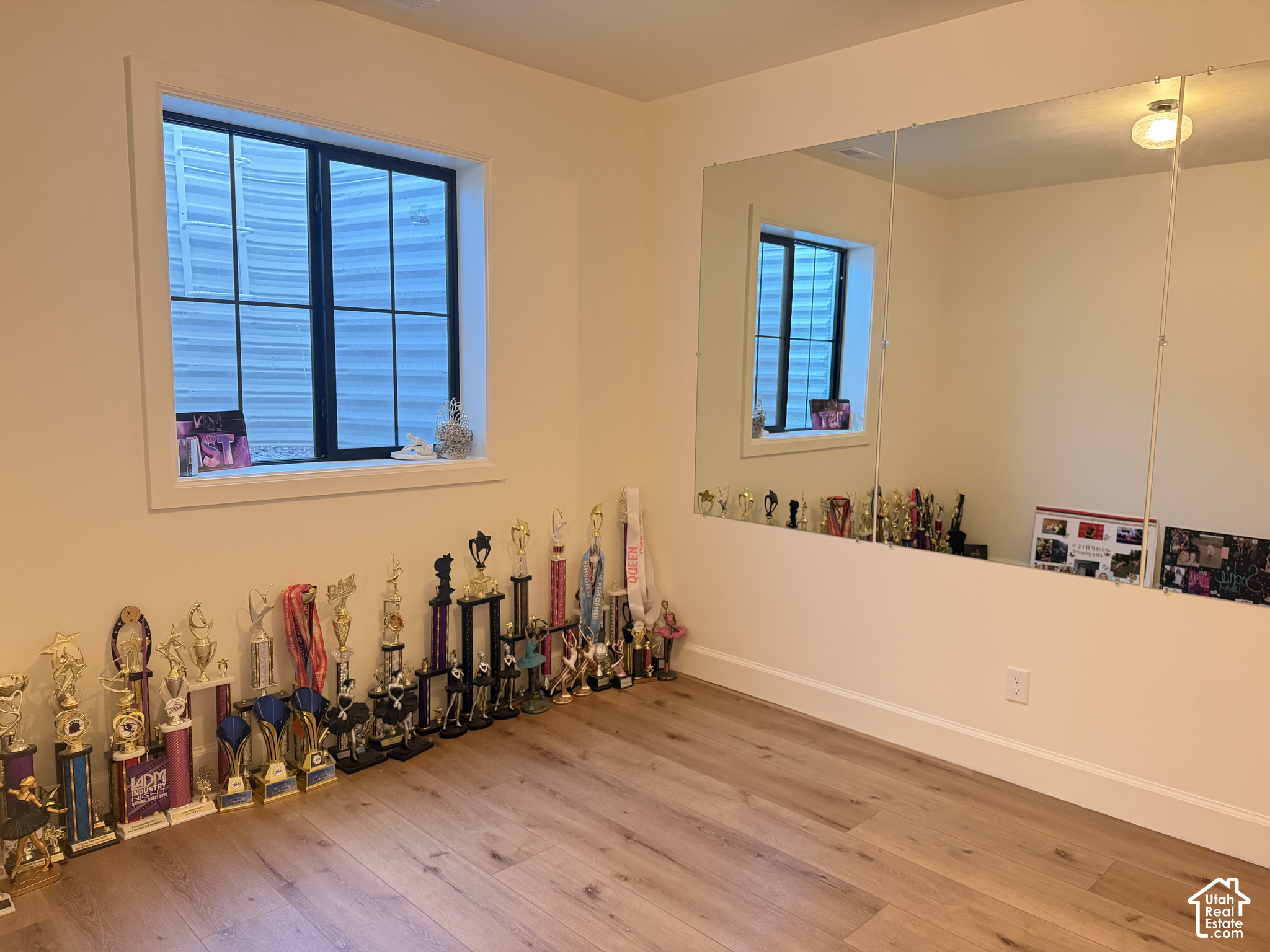main property photo 73