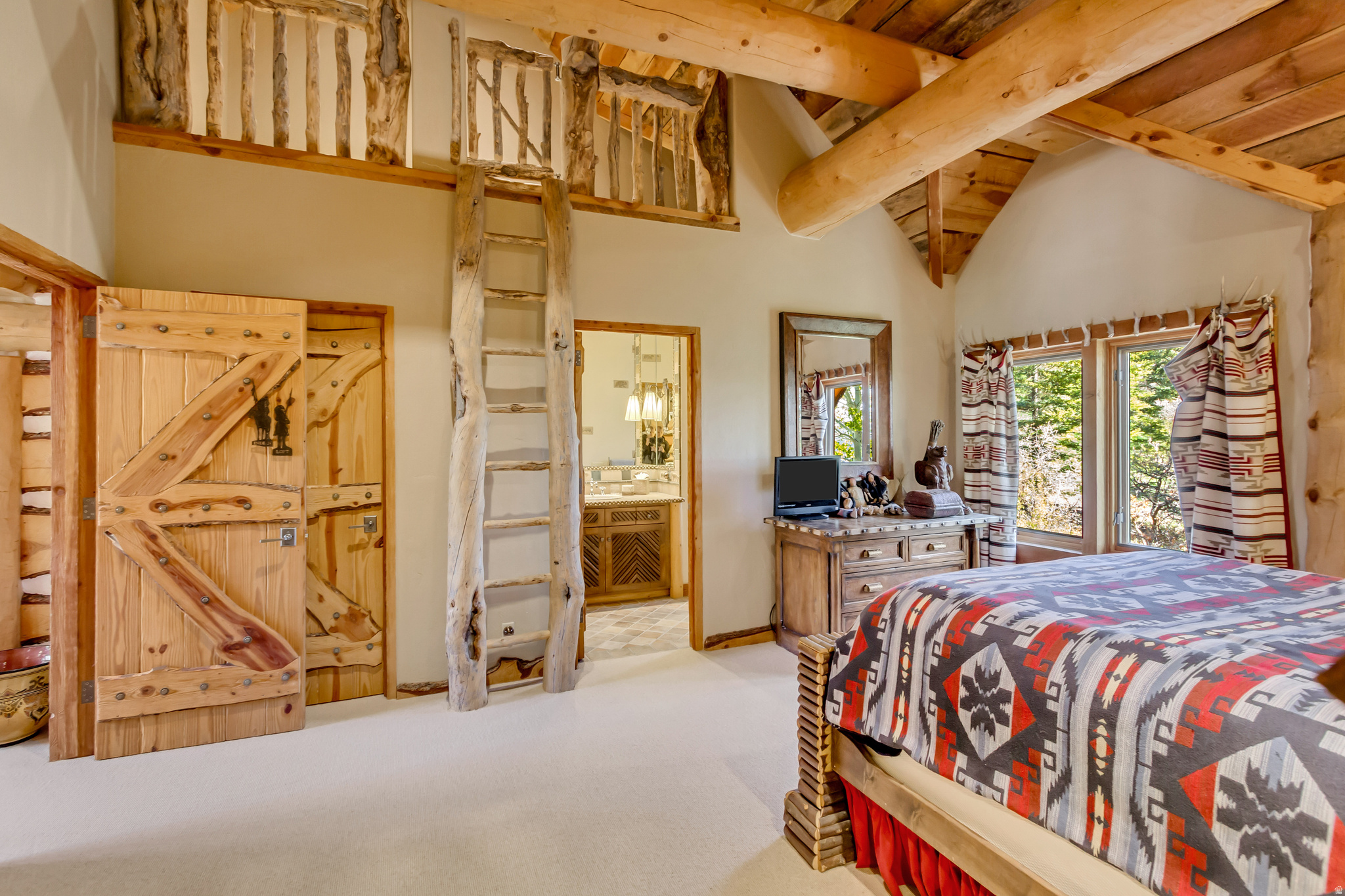 main property photo 50