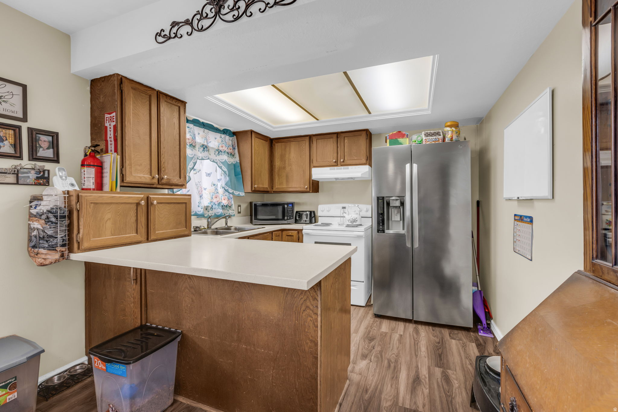main property photo 13