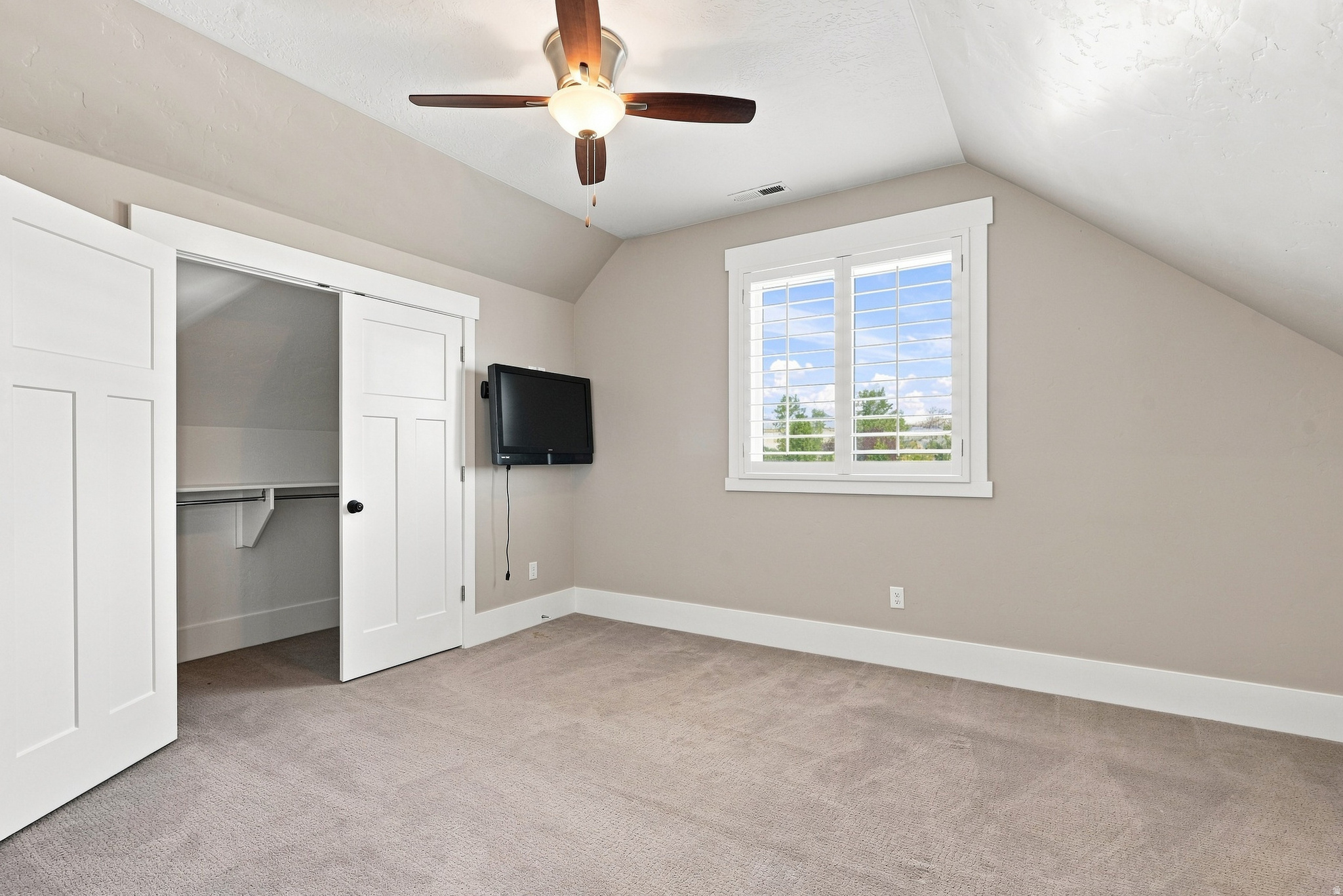 main property photo 62