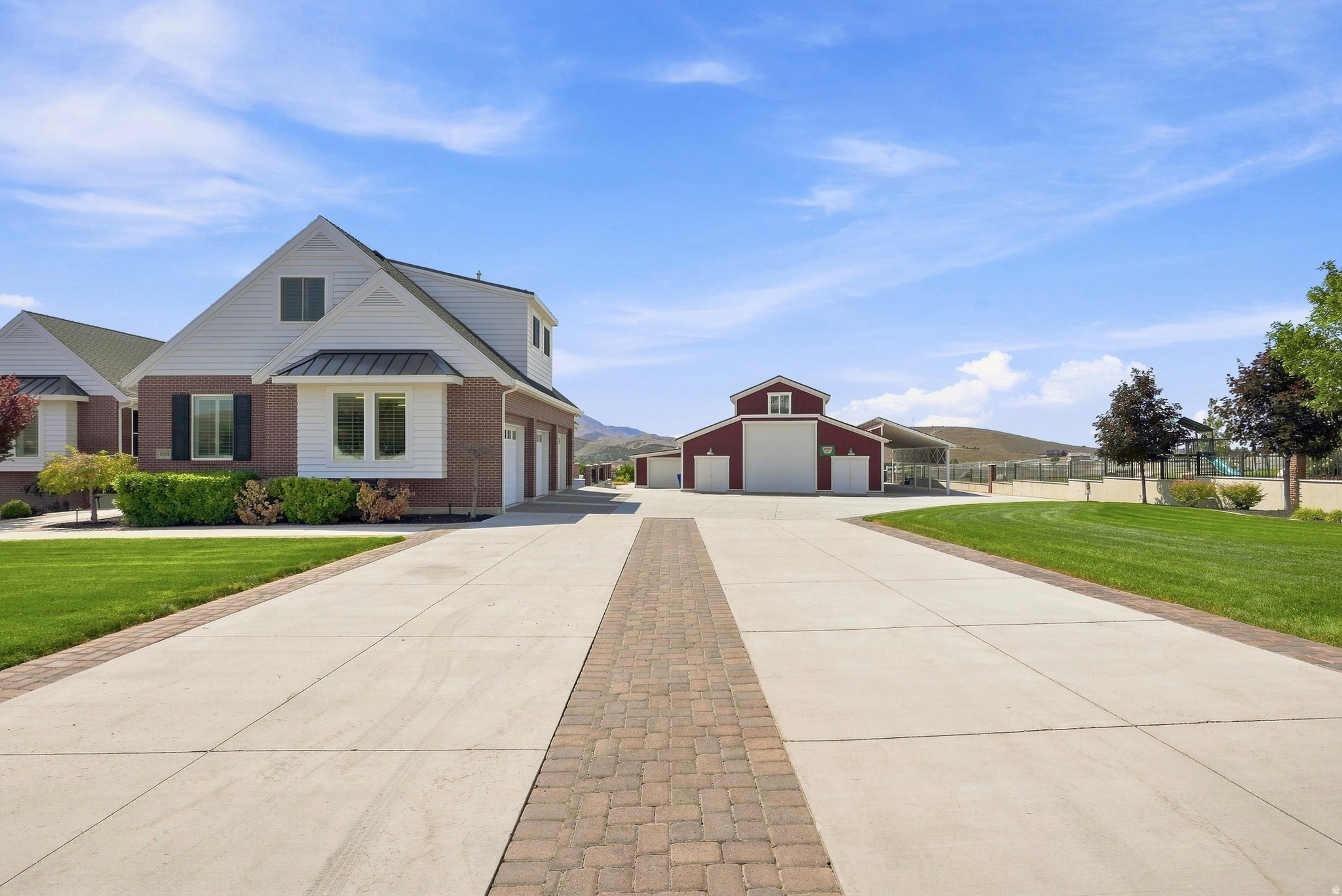main property photo 76