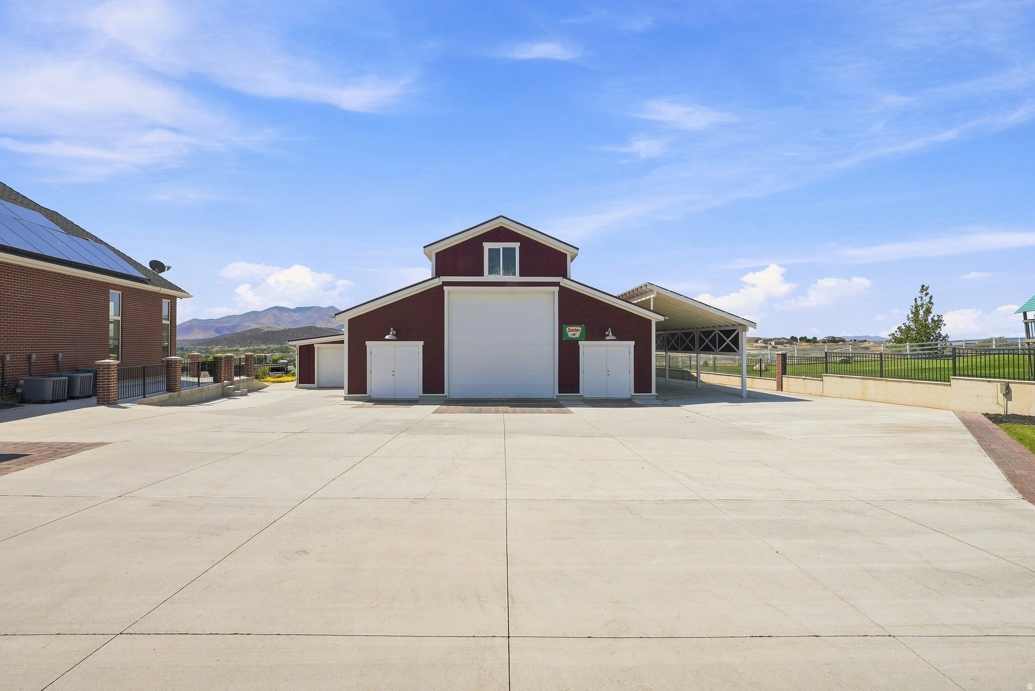 main property photo 77