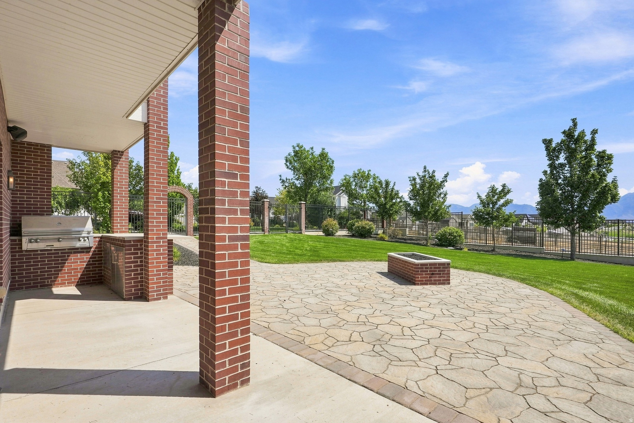 main property photo 86