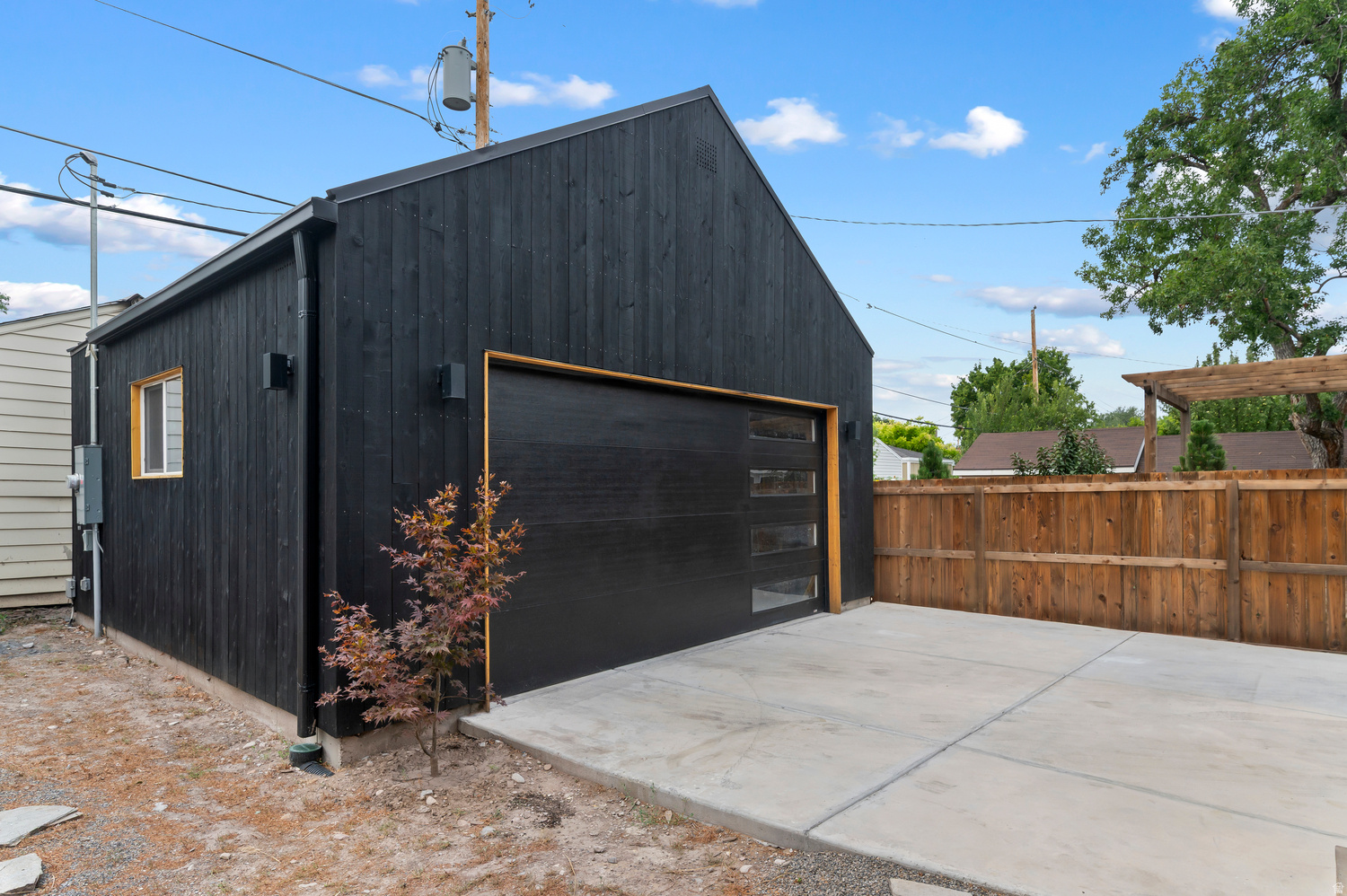 main property photo 49