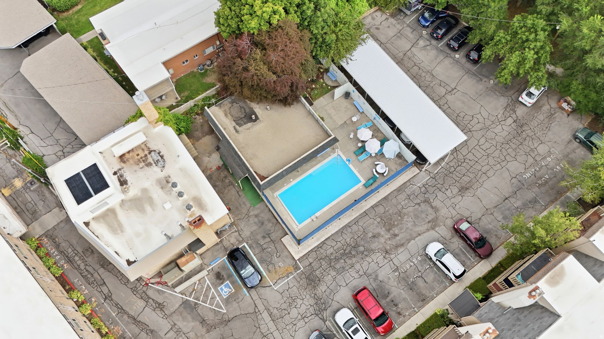 main property photo 24