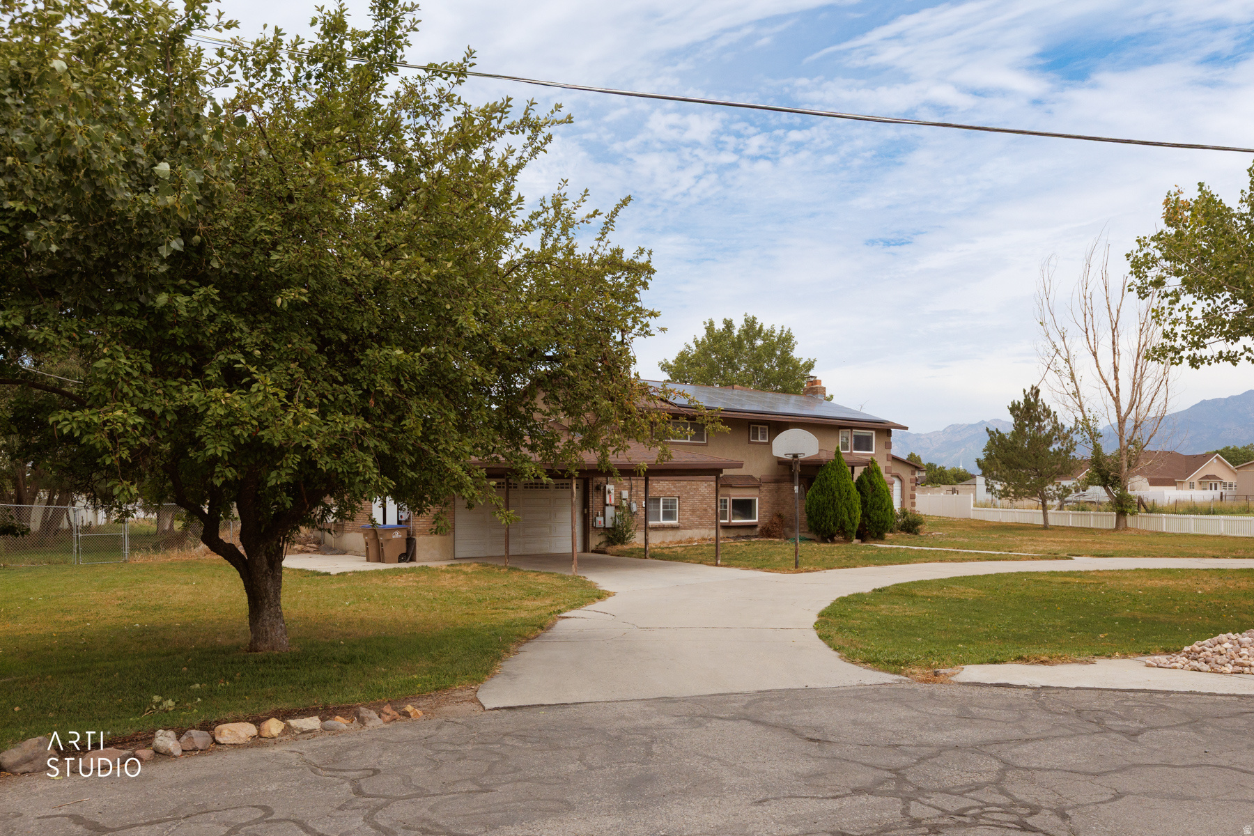 main property photo 2