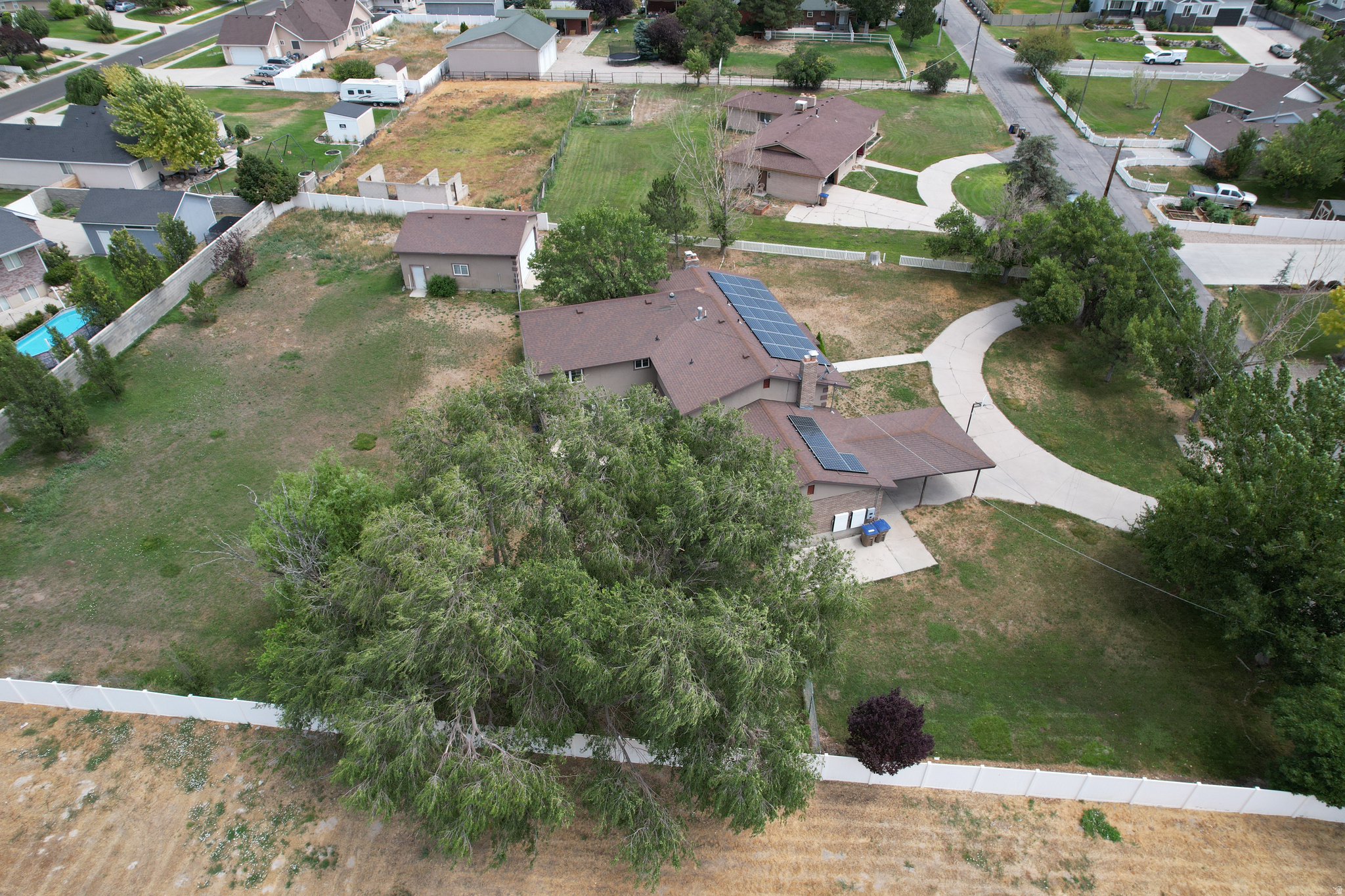 main property photo 62