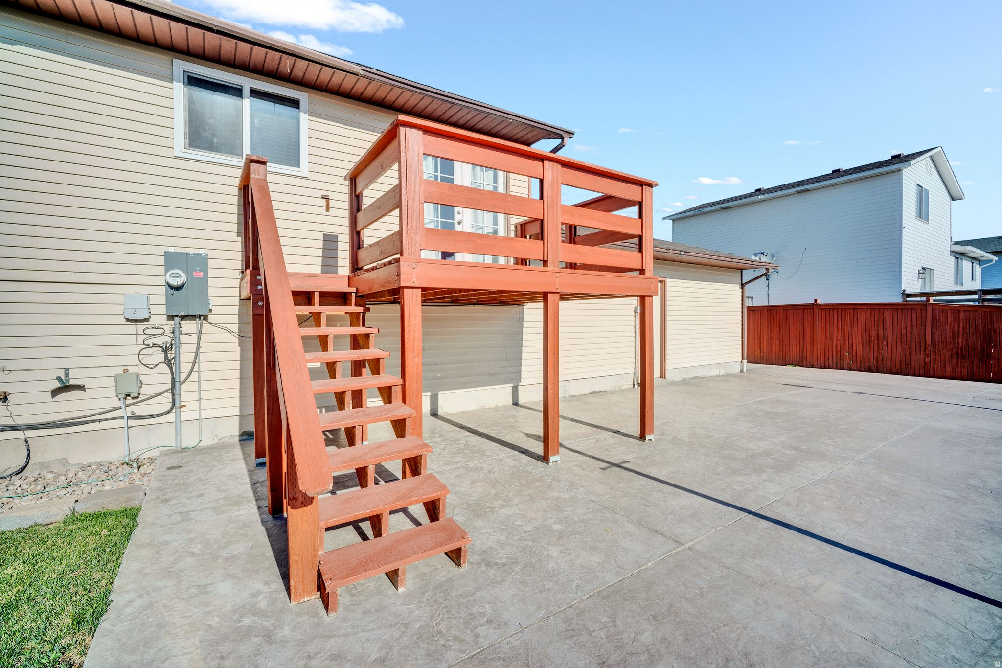 main property photo 15