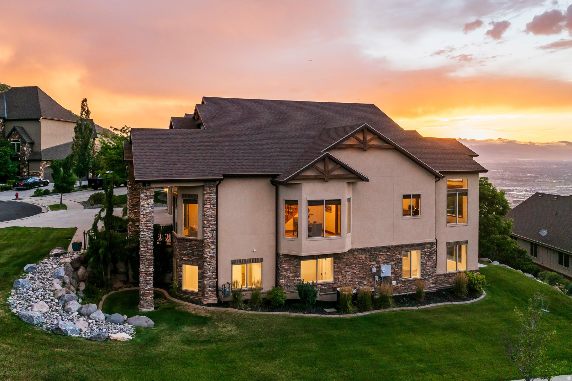 main property photo 80
