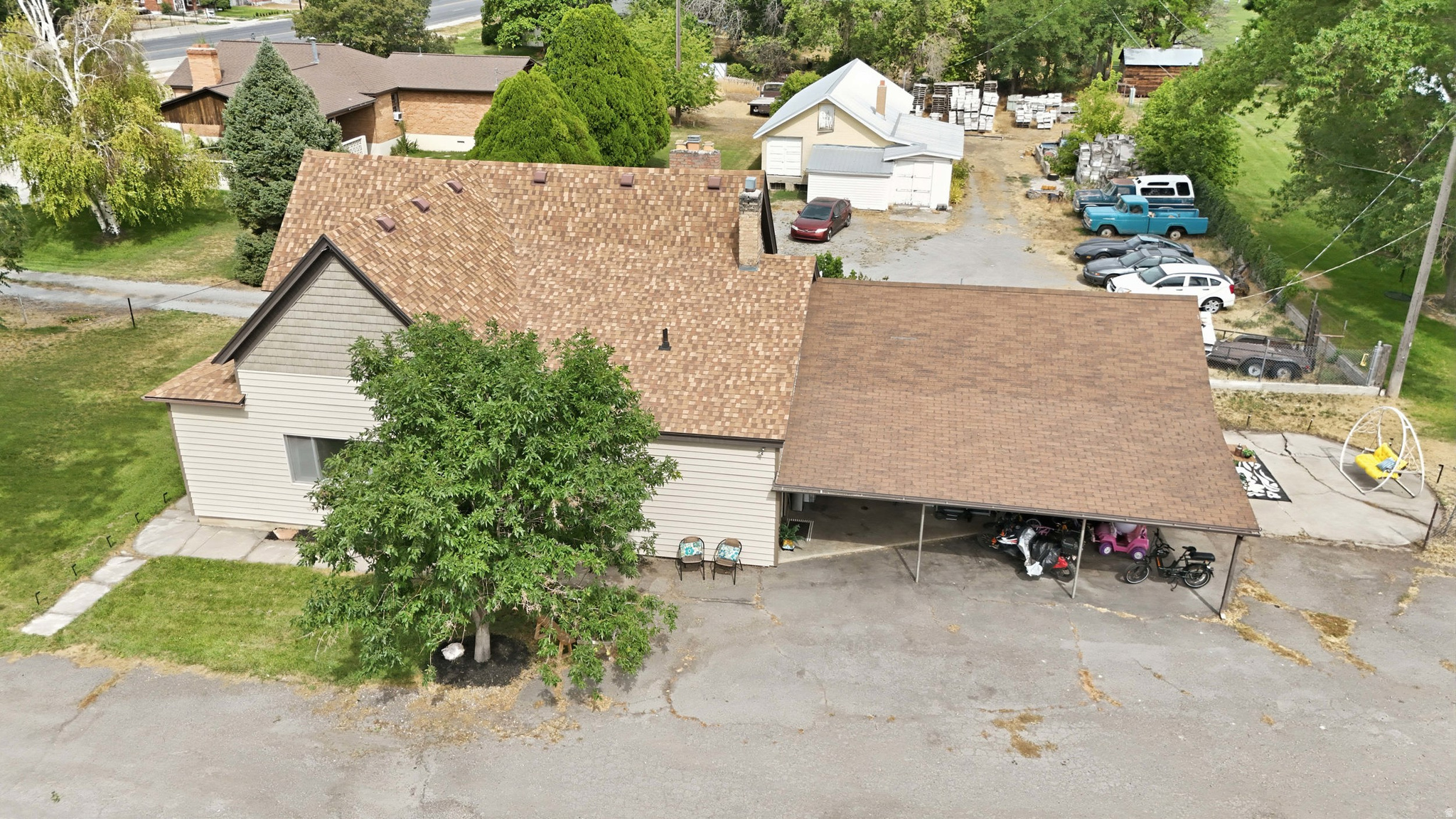 main property photo 44