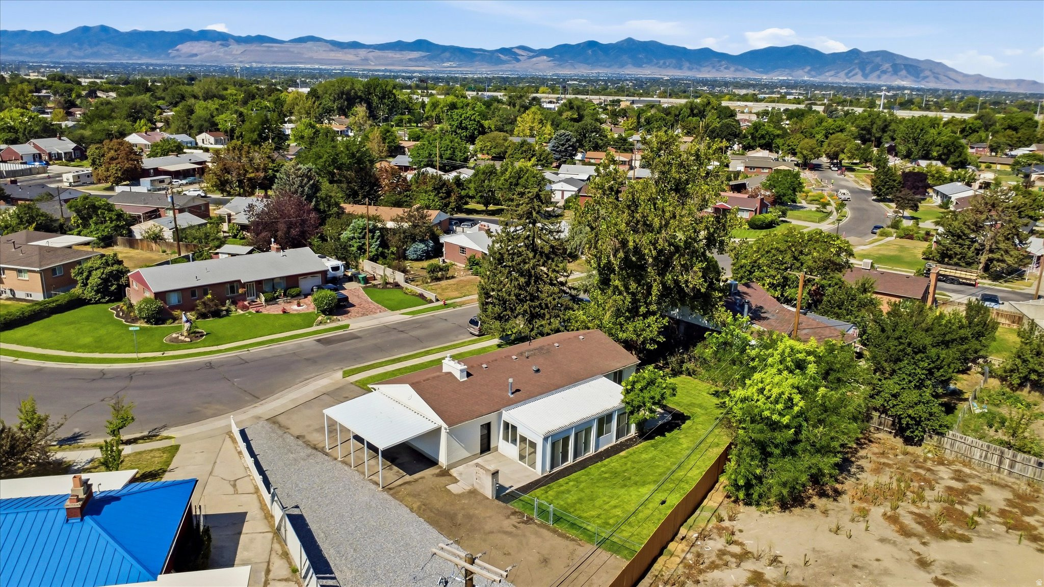main property photo 42