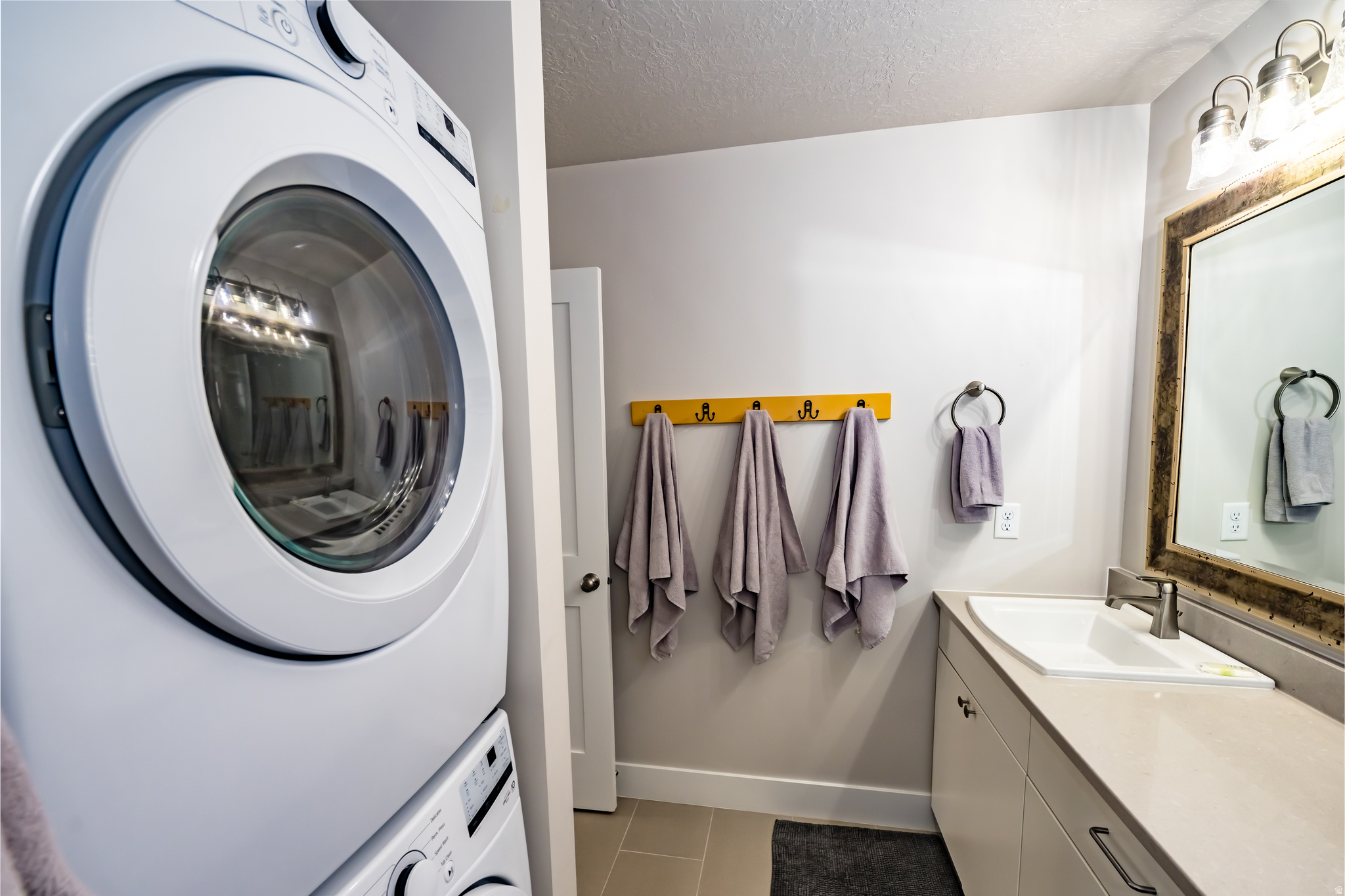 main property photo 75