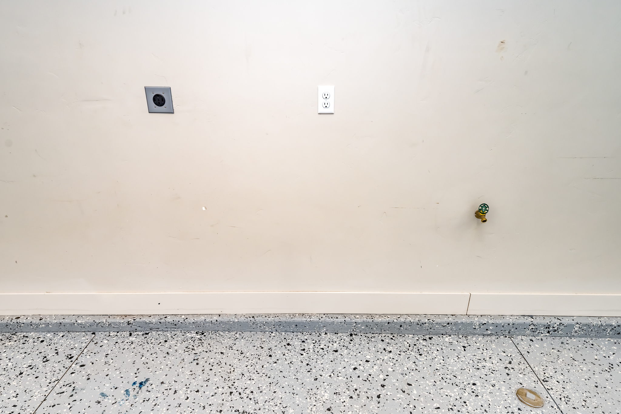 main property photo 83