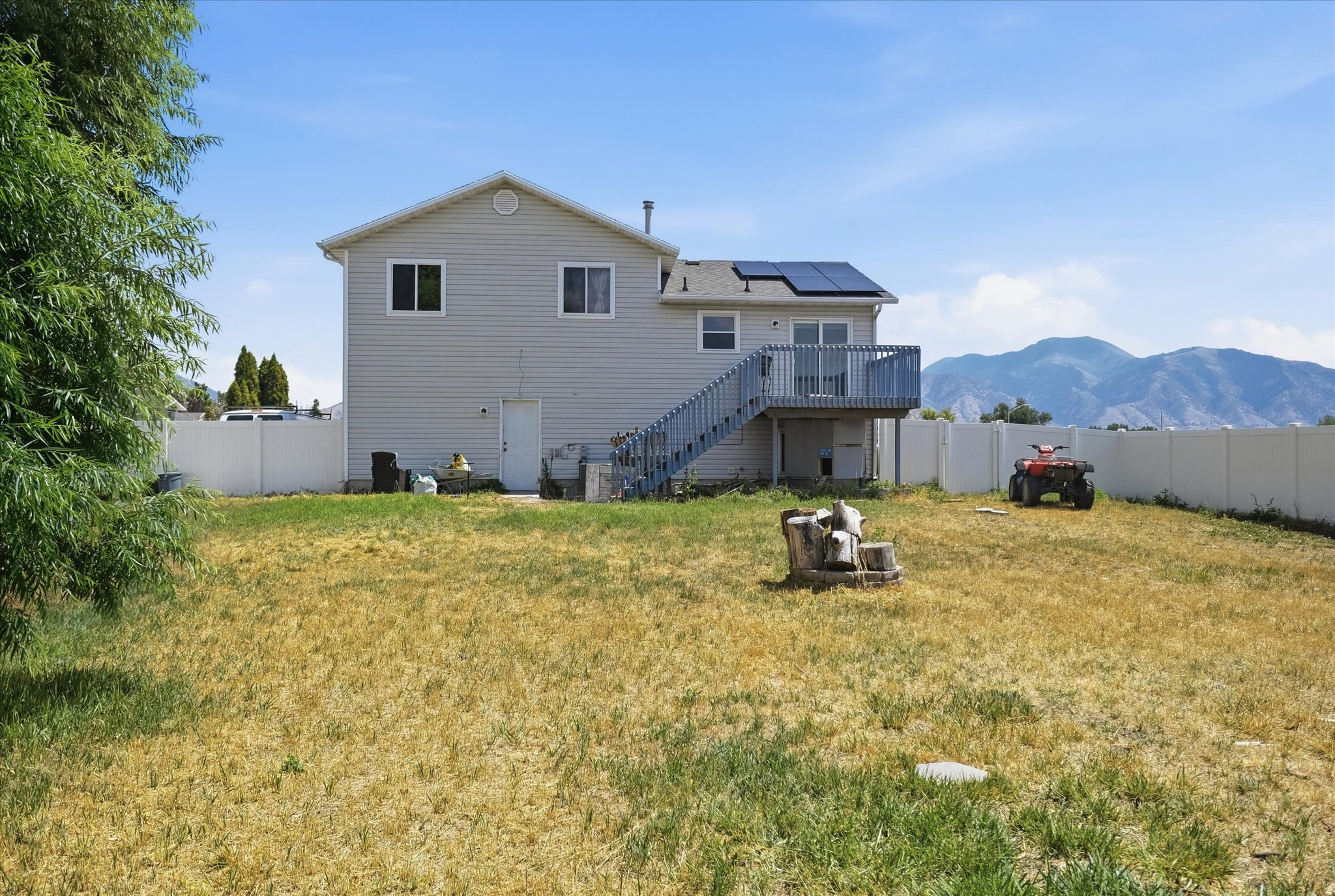 main property photo 31