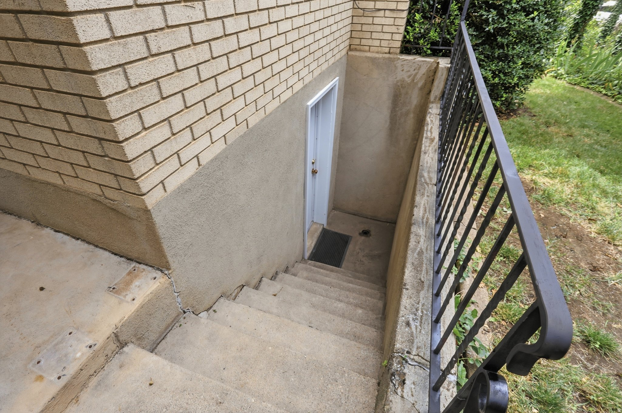 main property photo 43