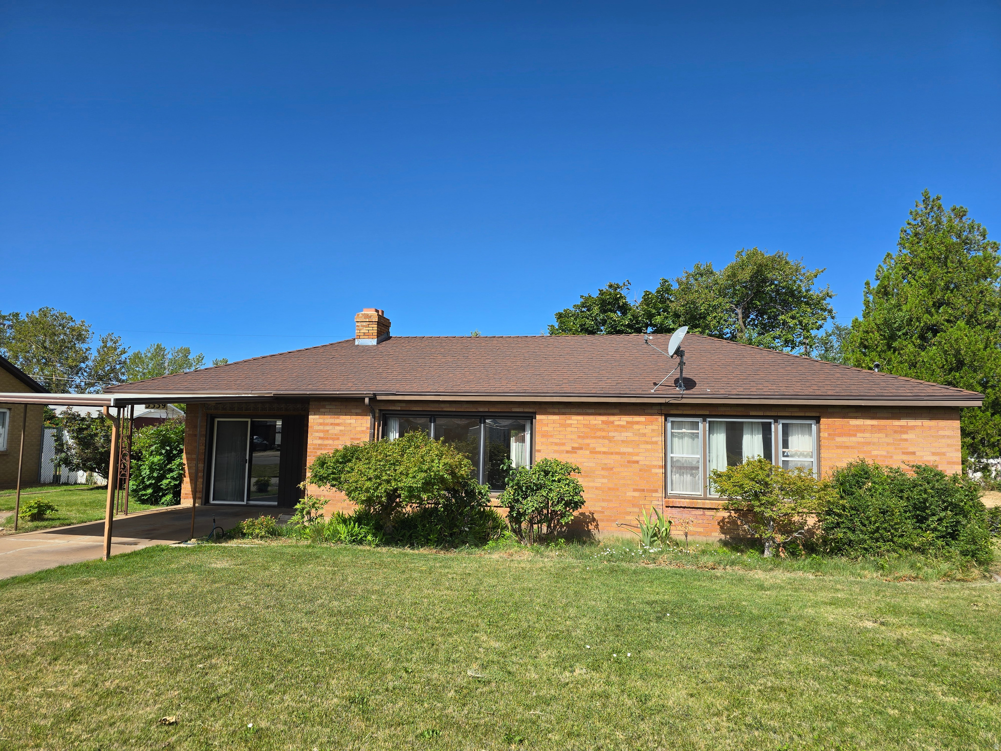 main property photo 18