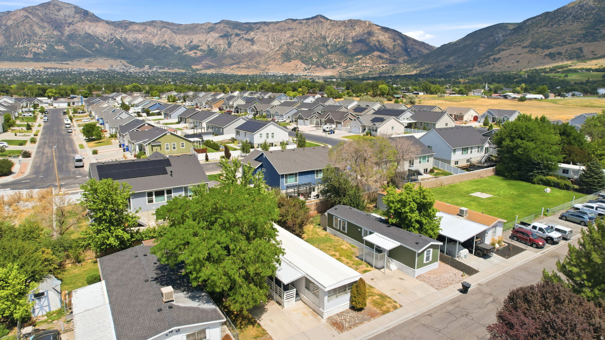 main property photo 17