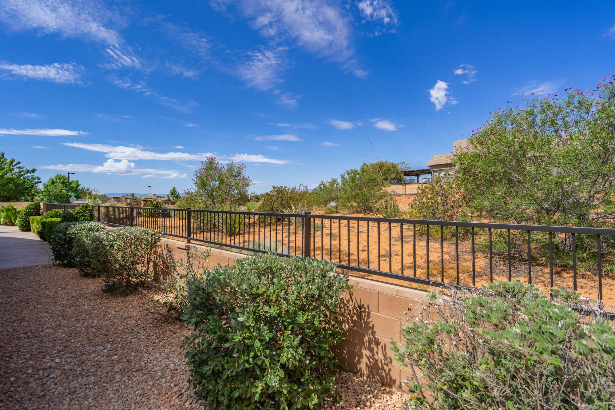main property photo 50