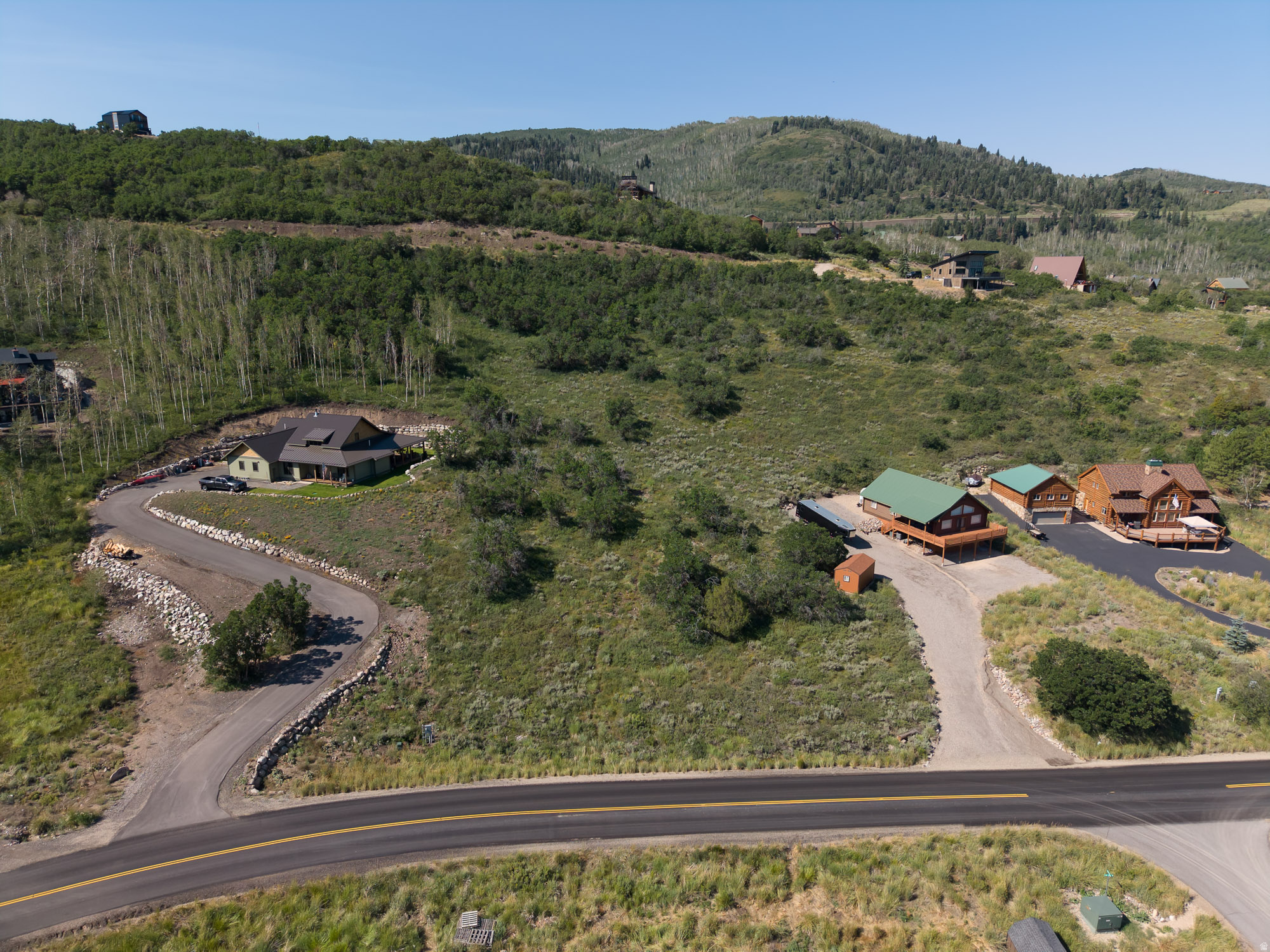 main property photo 6