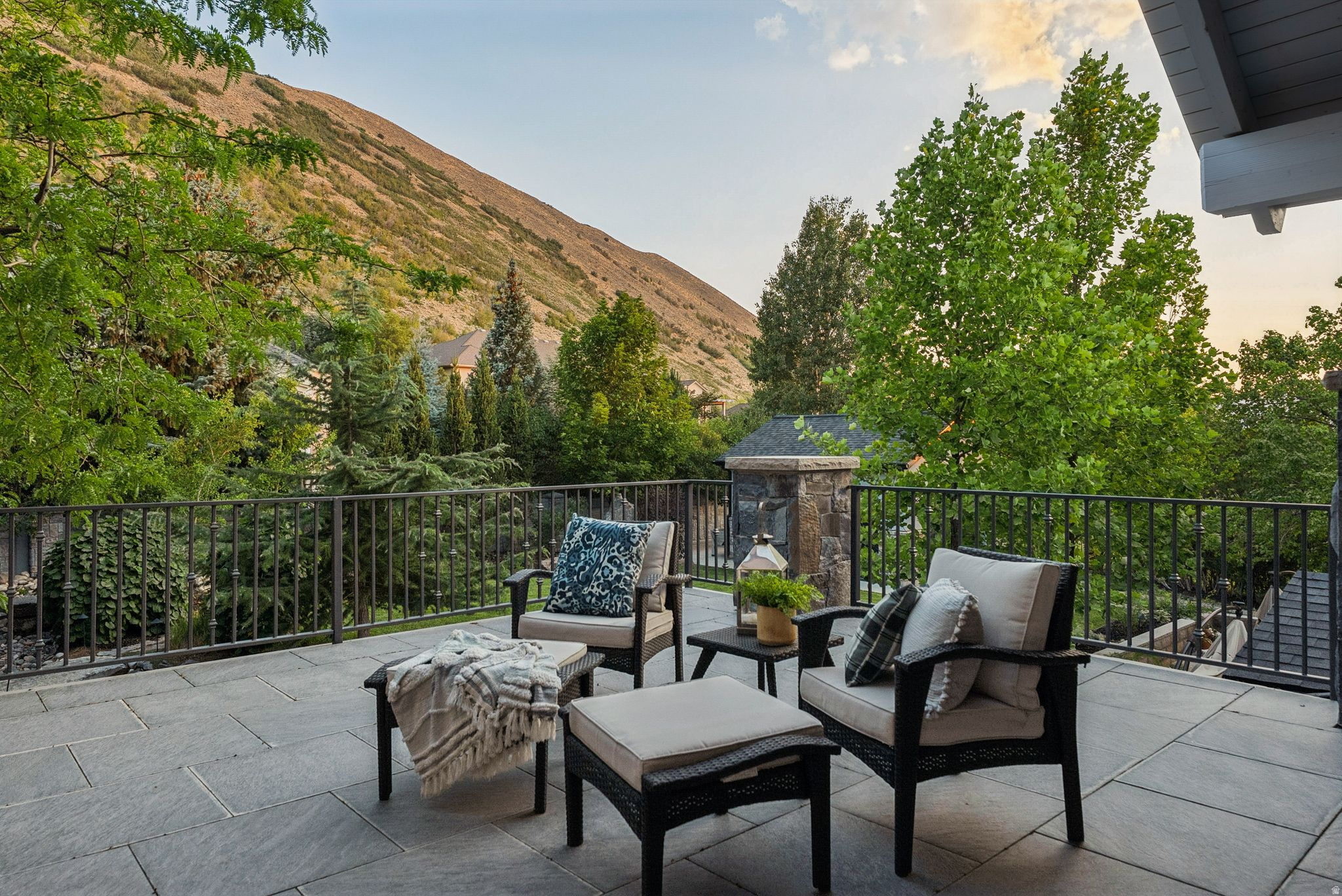 main property photo 60