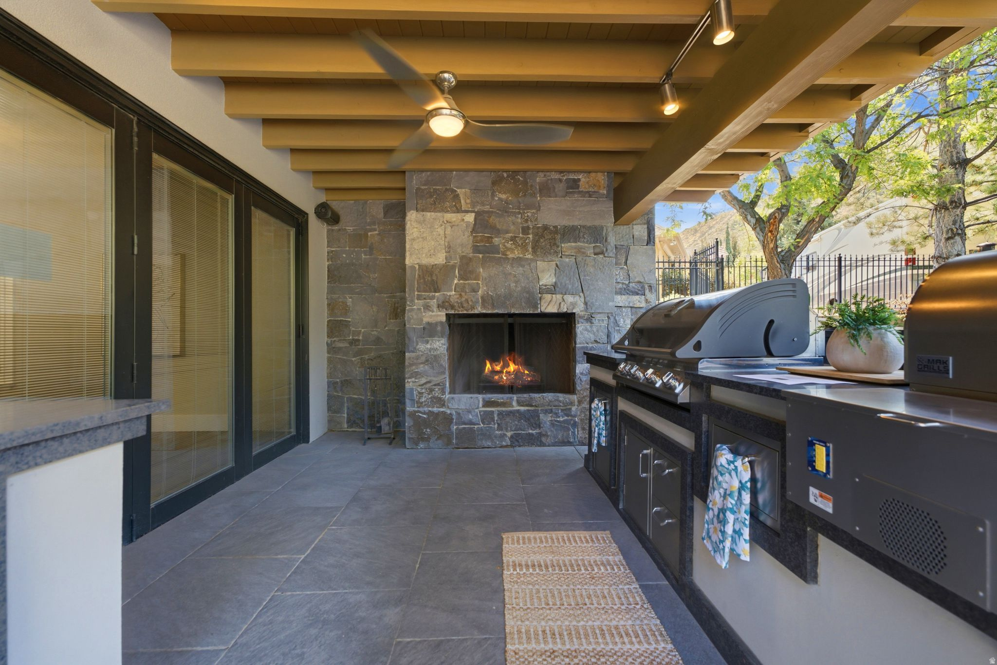 main property photo 64