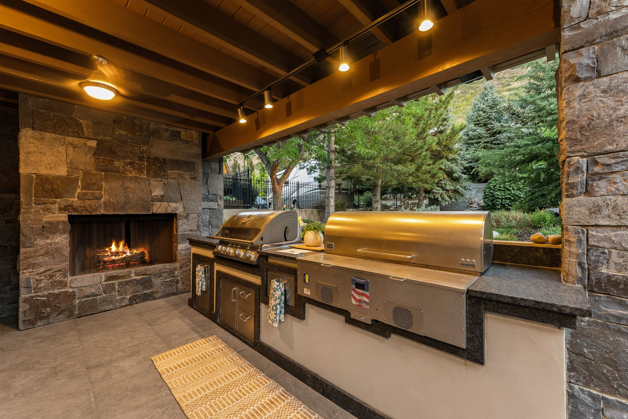 main property photo 65