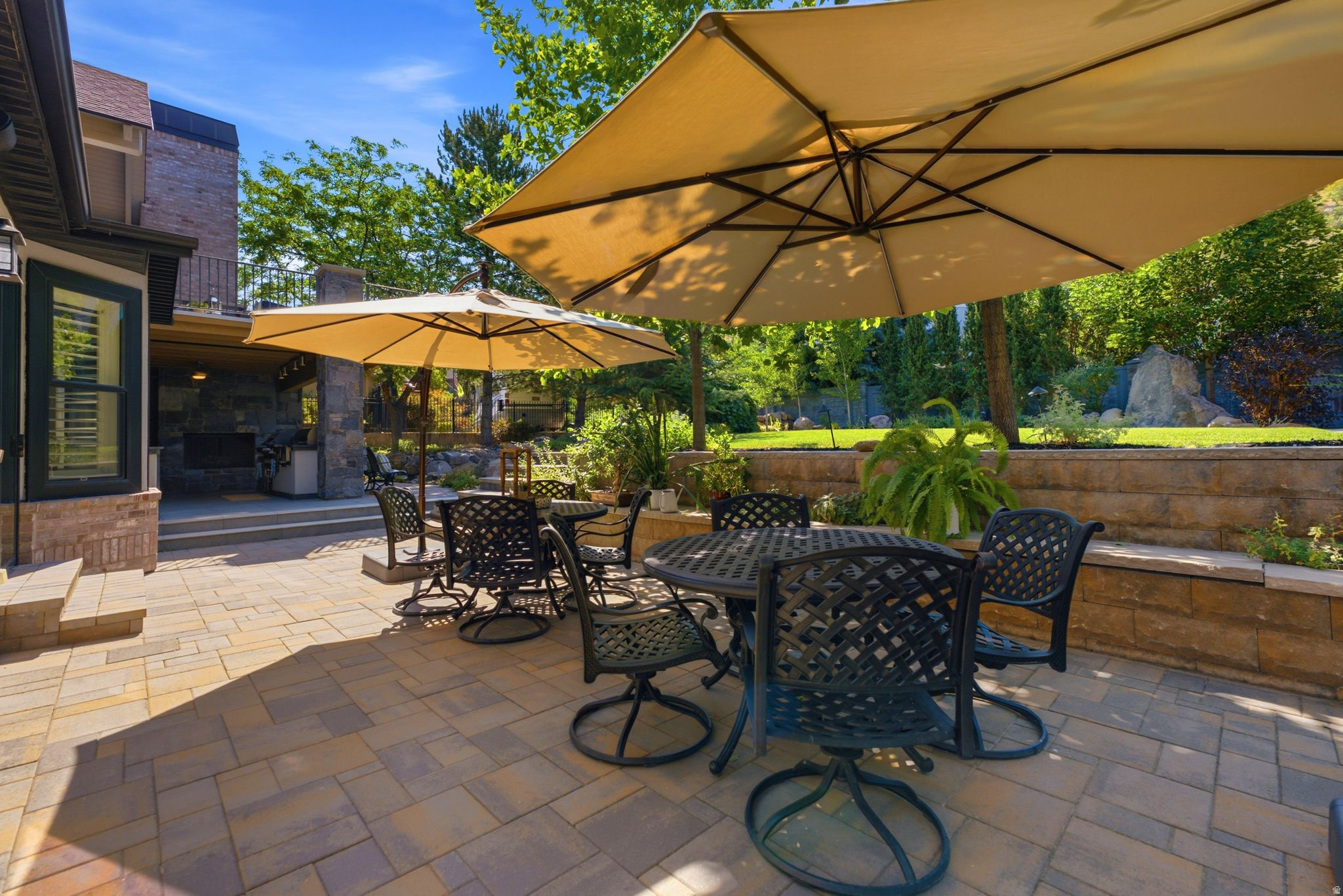 main property photo 74