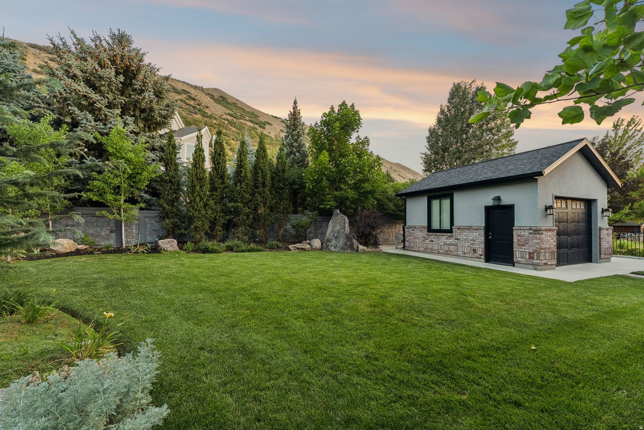 main property photo 78
