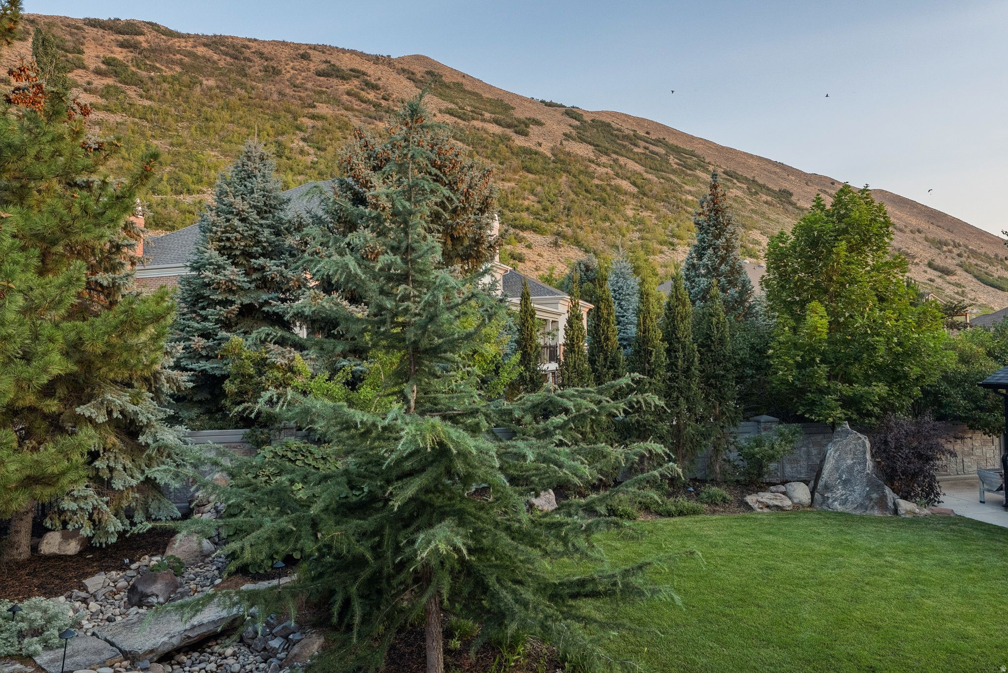 main property photo 80