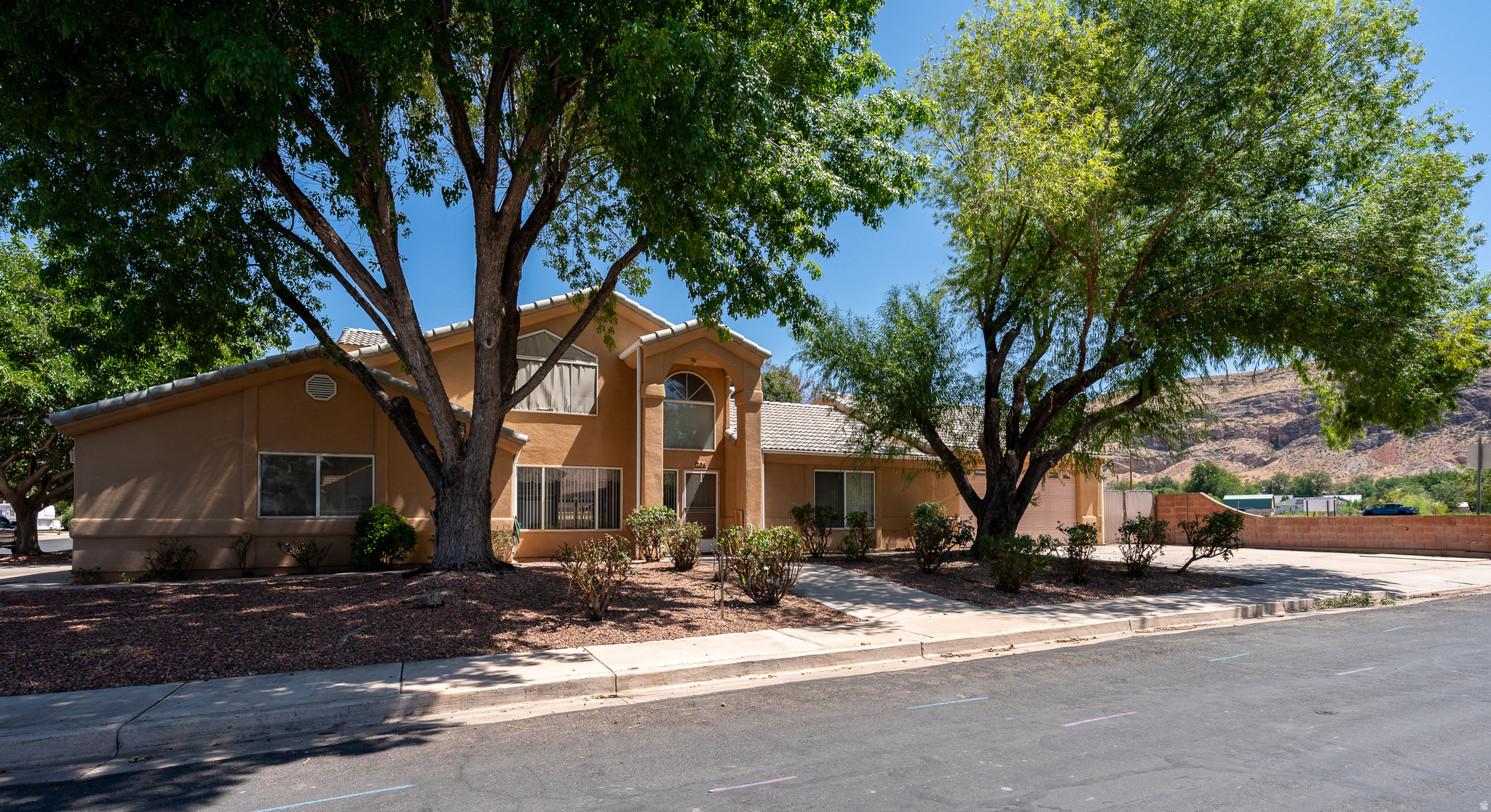 main property photo 38