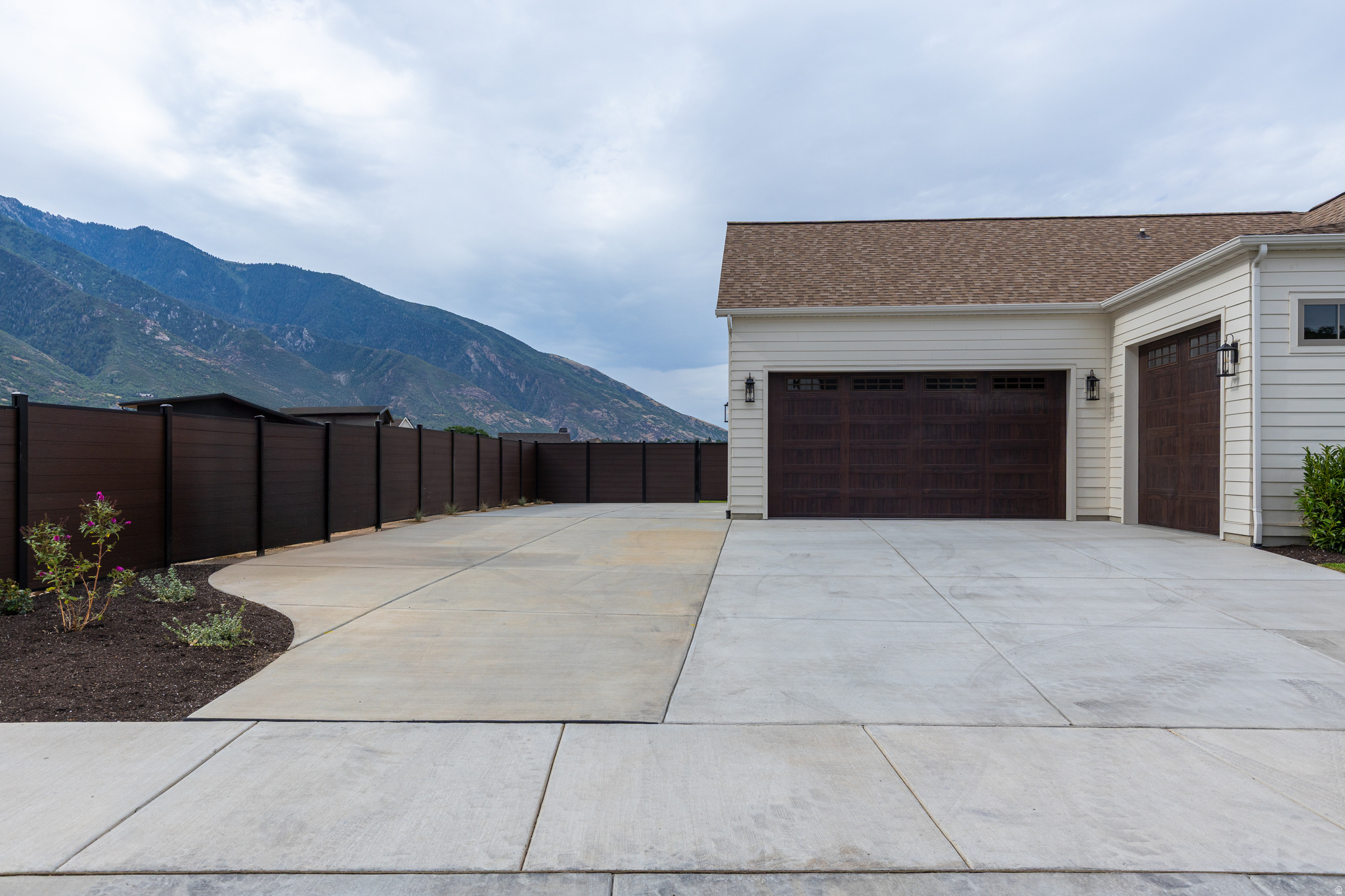 main property photo 65