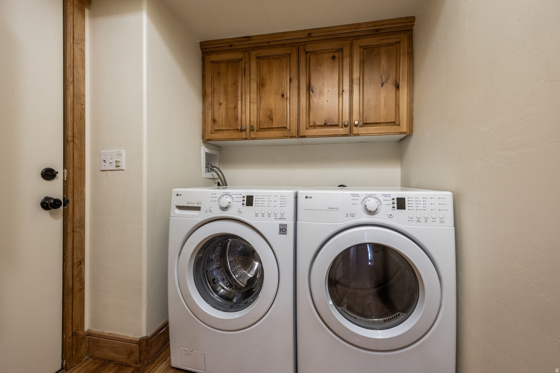 main property photo 24