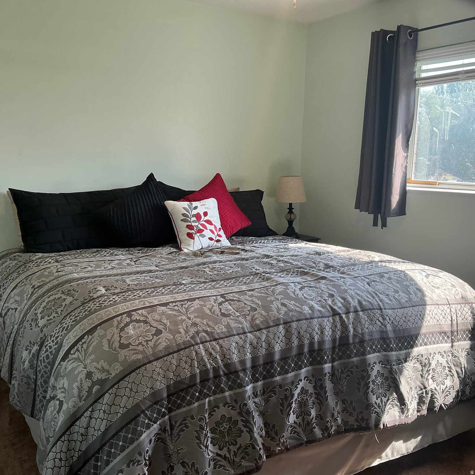 main property photo 17
