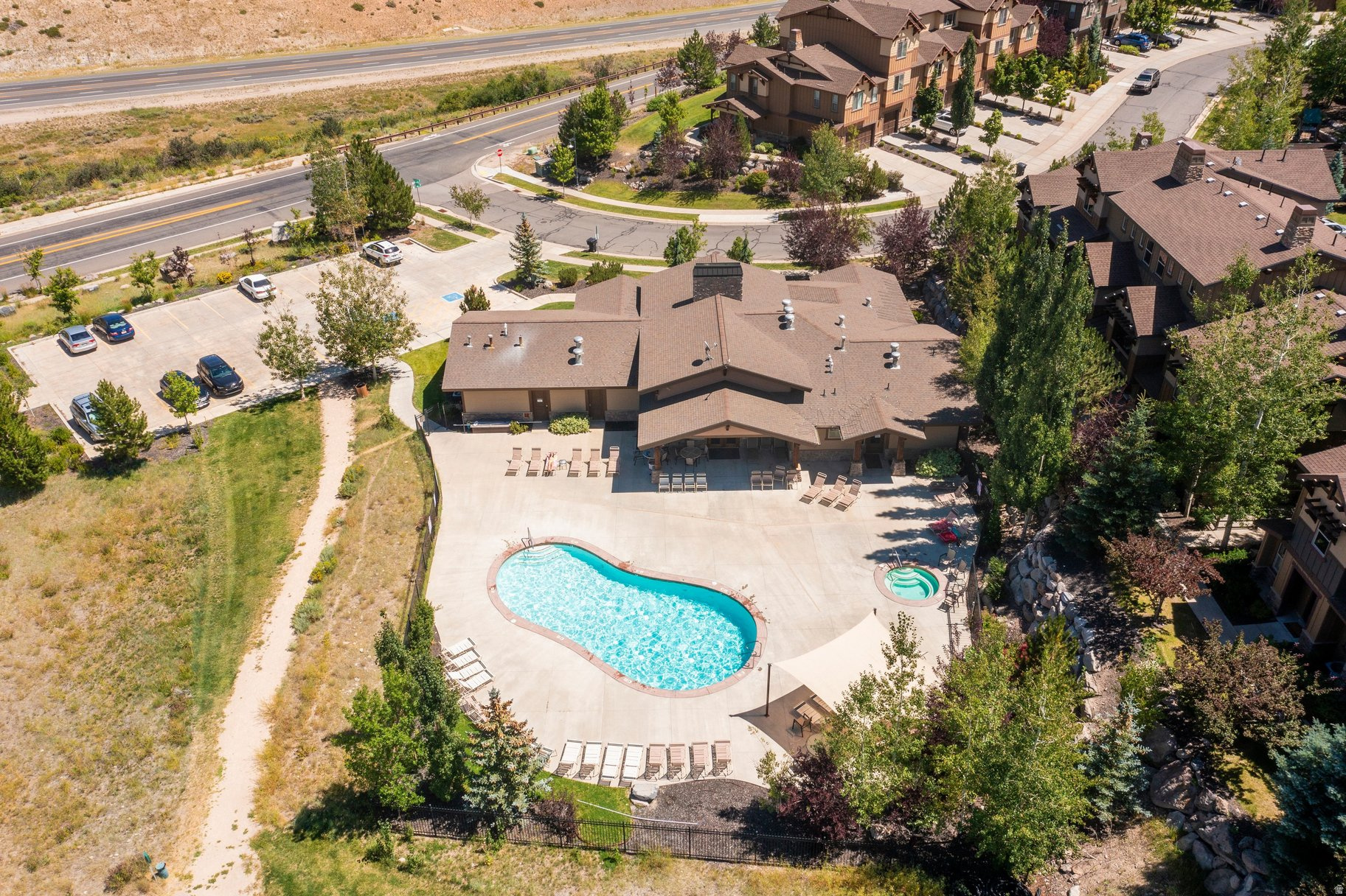 main property photo 60