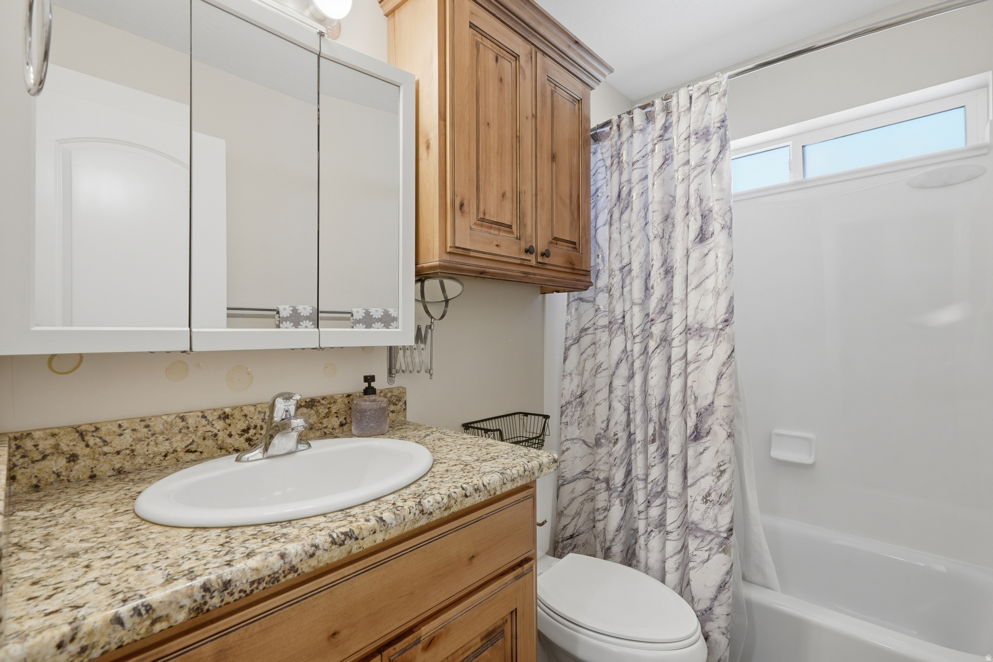 main property photo 24