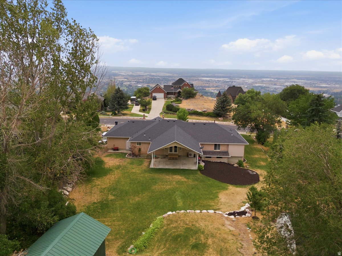 main property photo 47