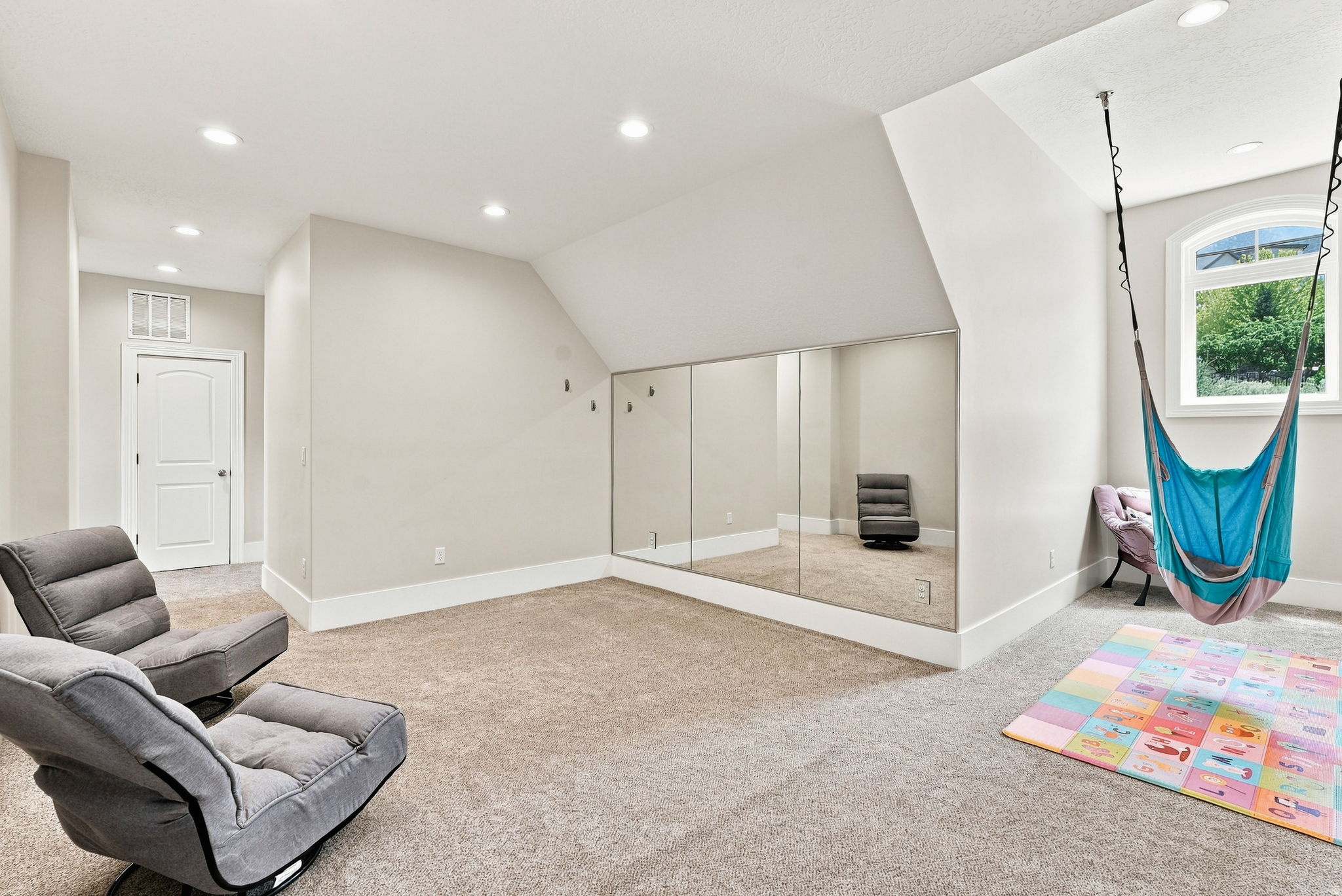 main property photo 72