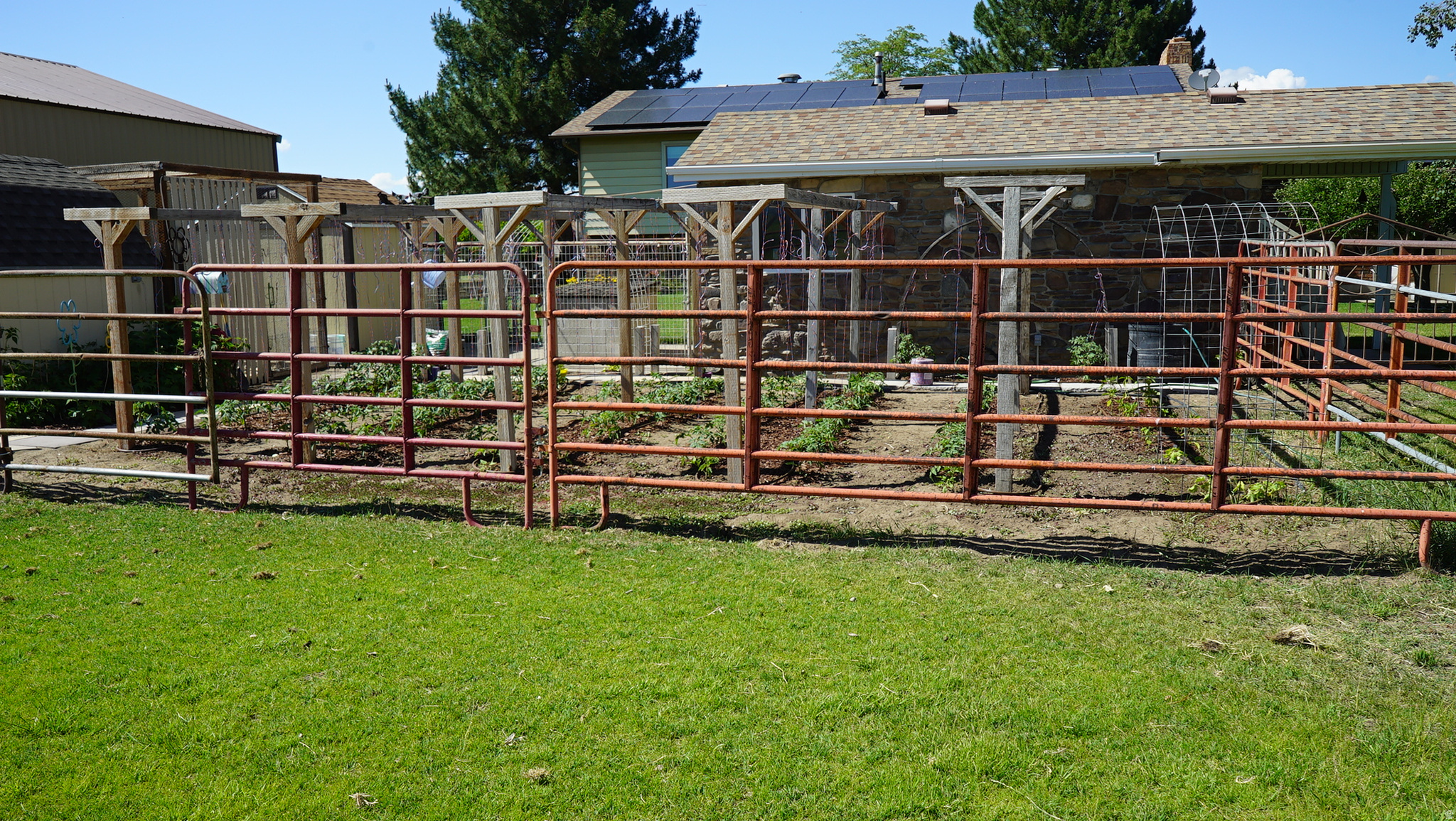 main property photo 17