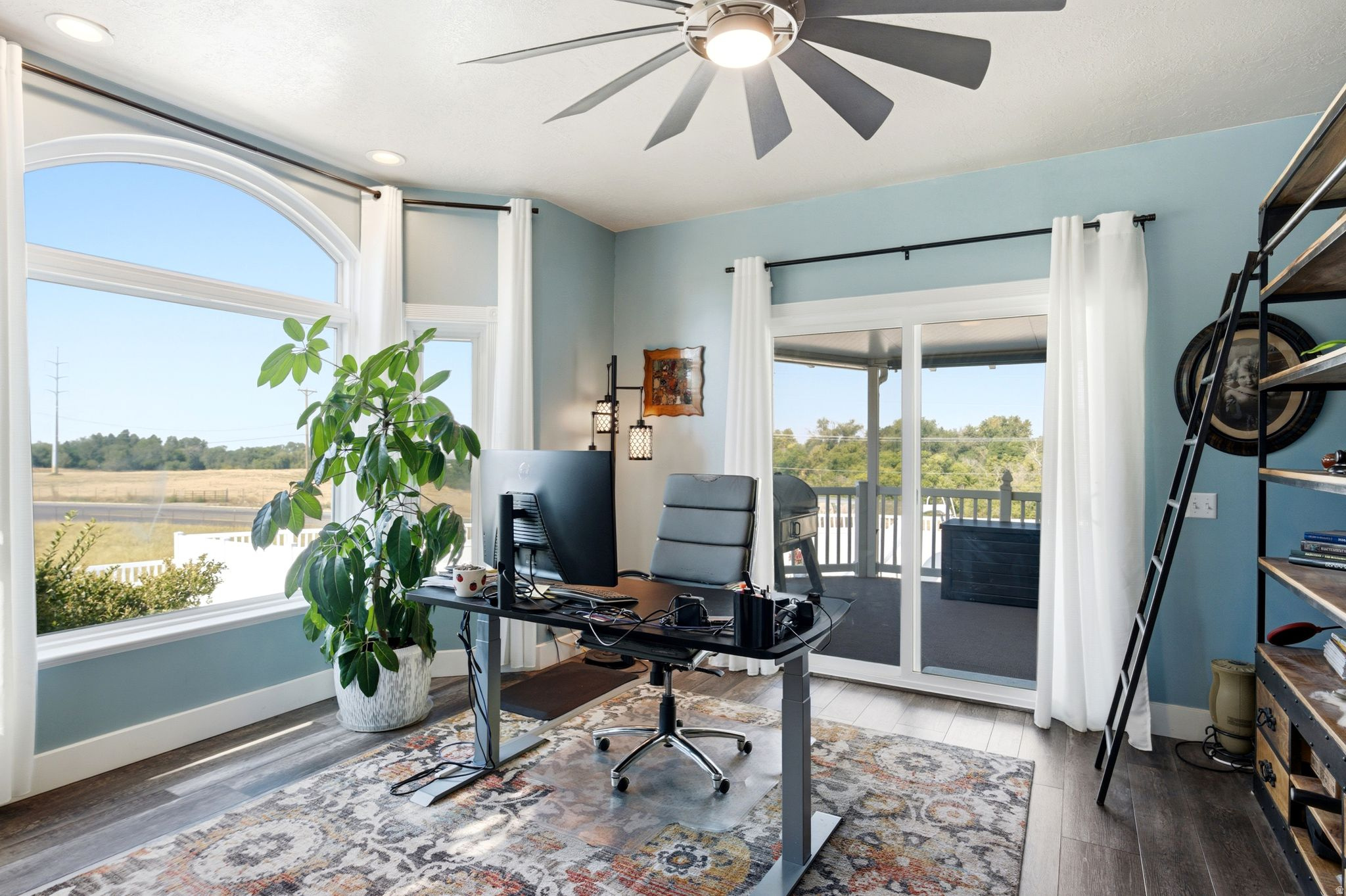main property photo 19