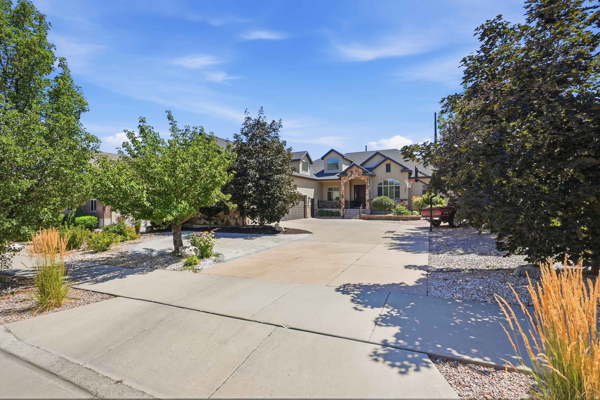 main property photo 70