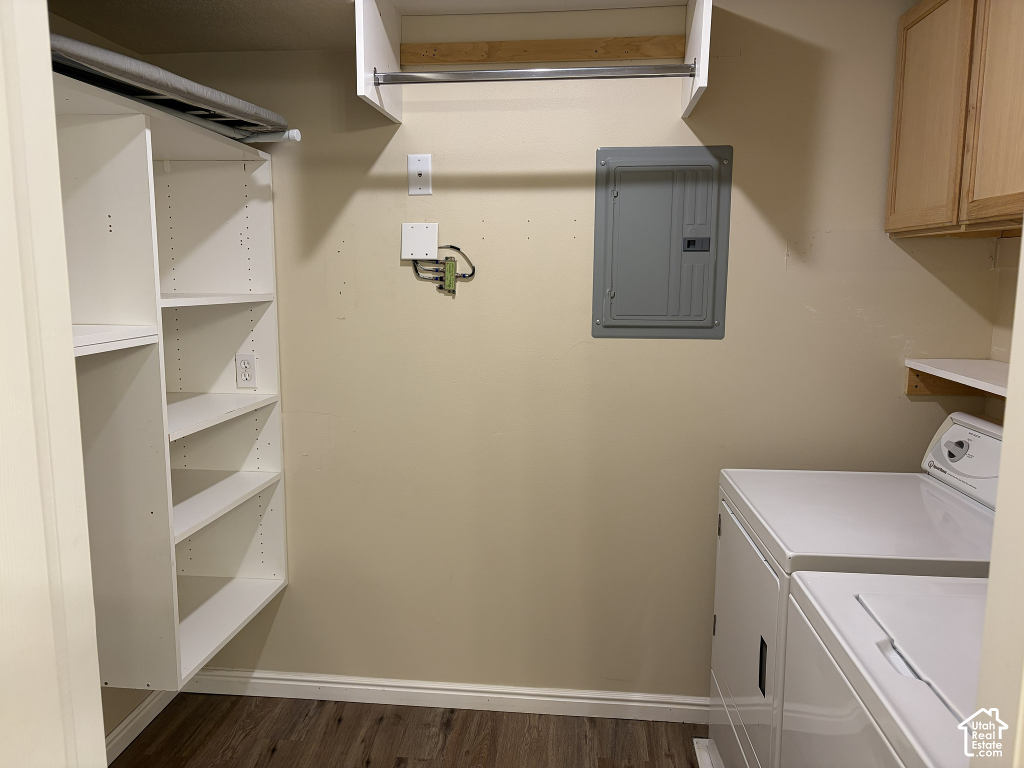 main property photo 11