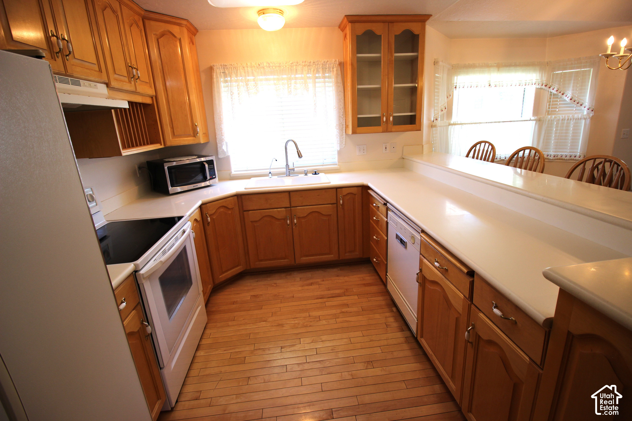 main property photo 9