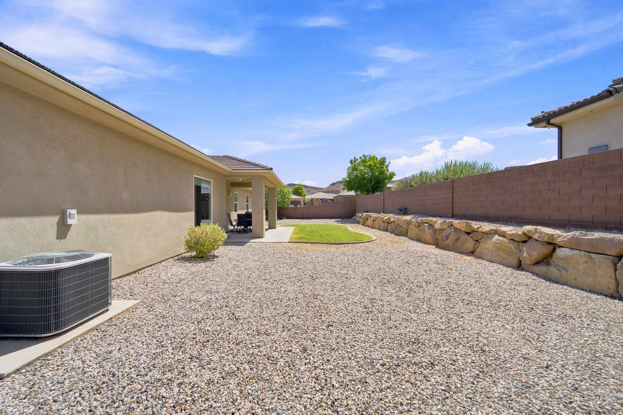 main property photo 50