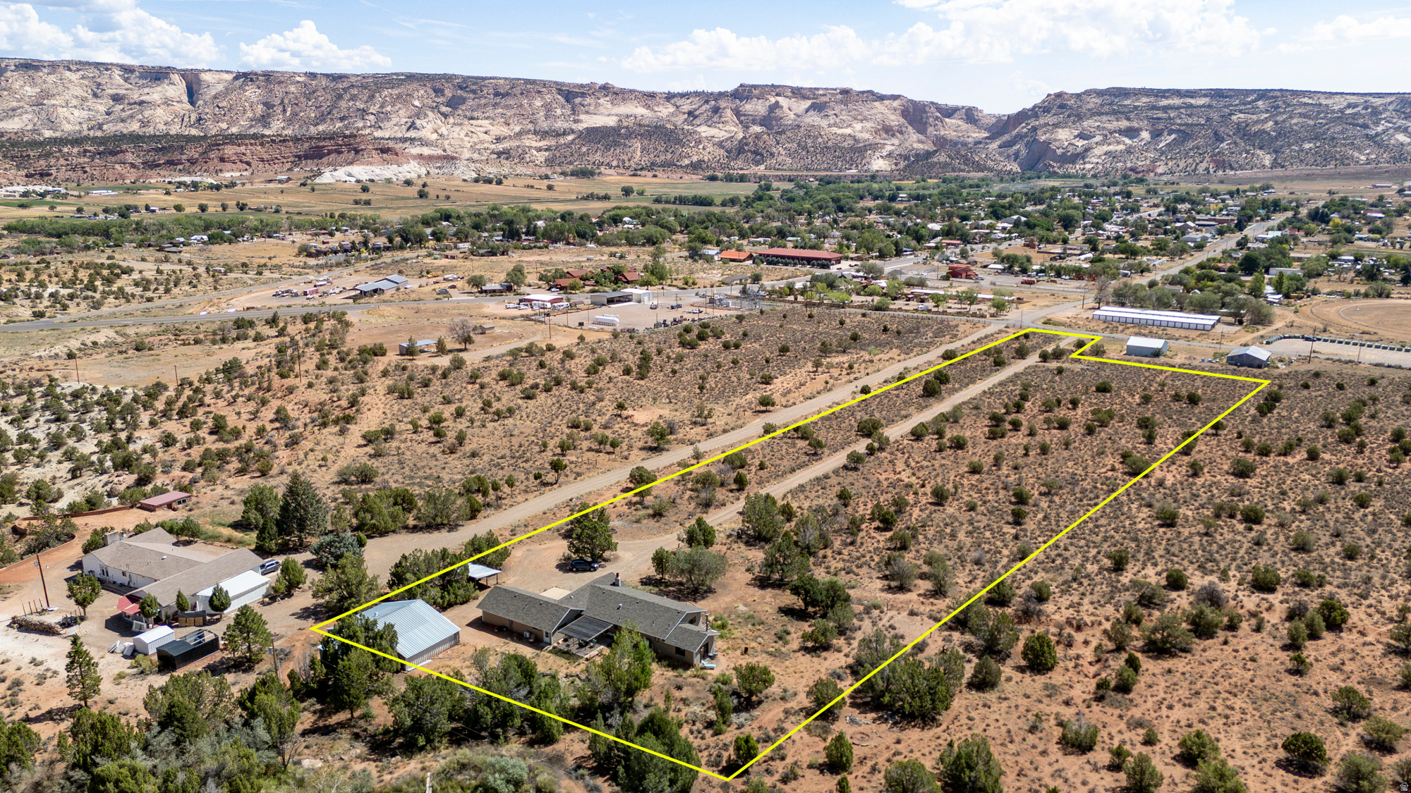 main property photo 43