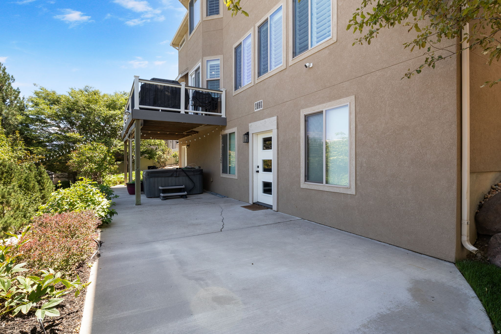 main property photo 46