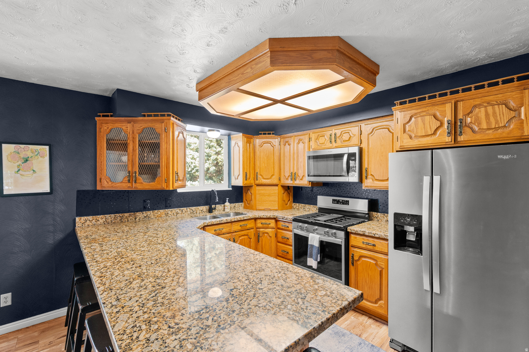 main property photo 12