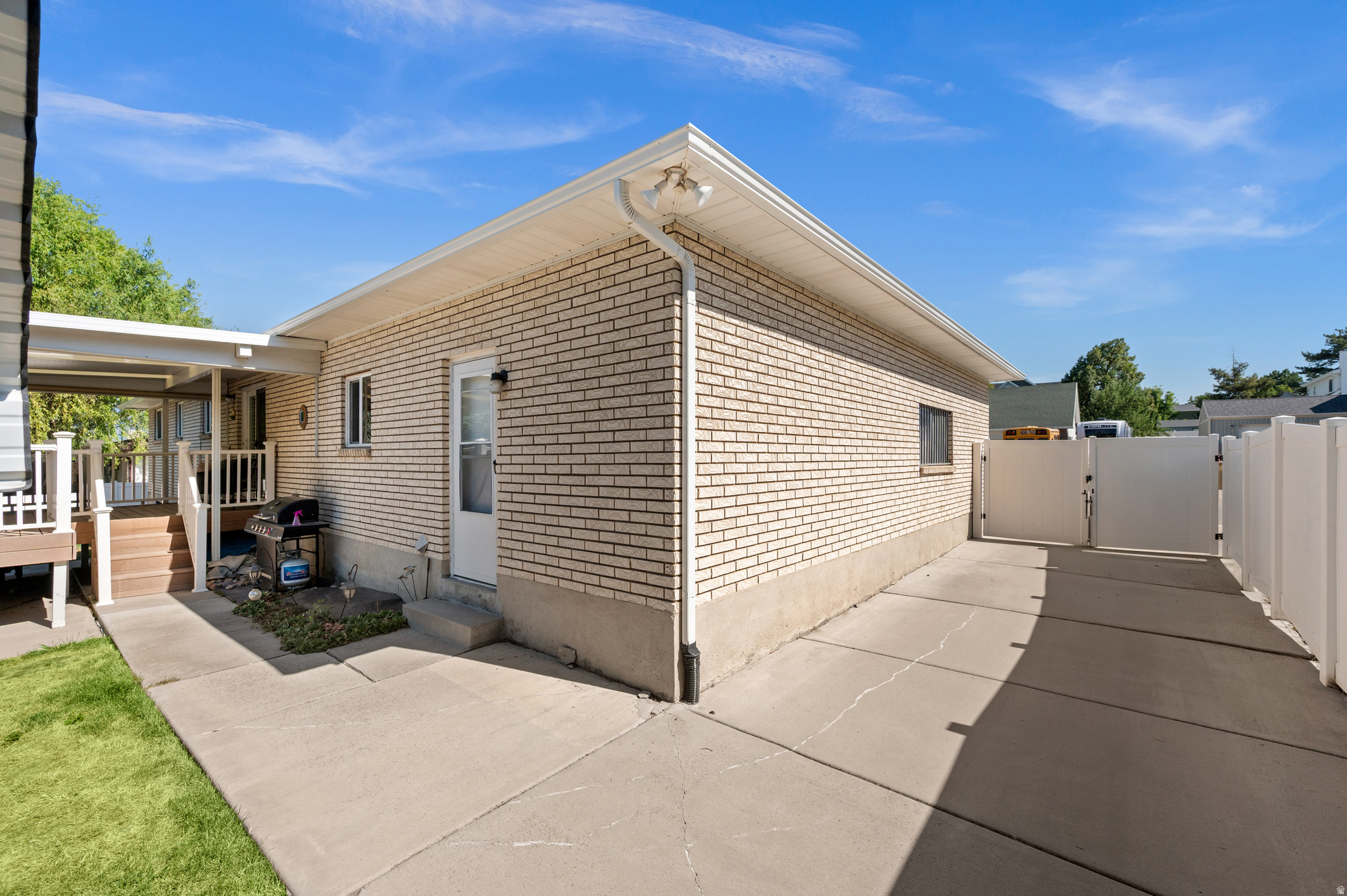 main property photo 43