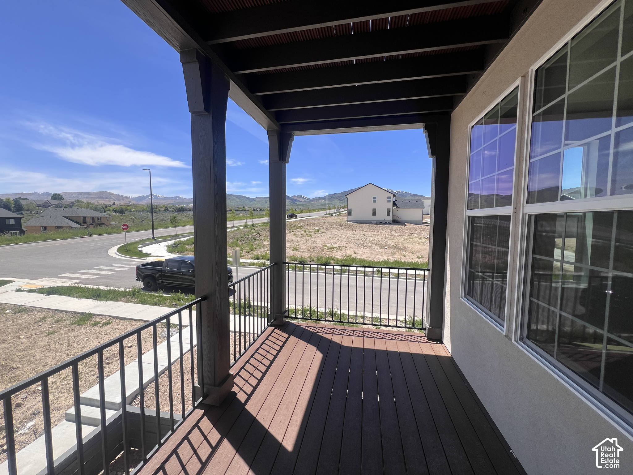 main property photo 16