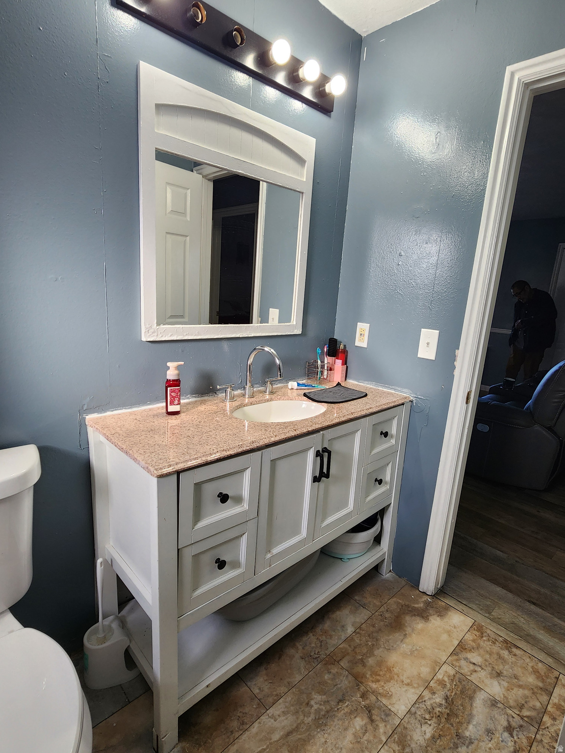 main property photo 10